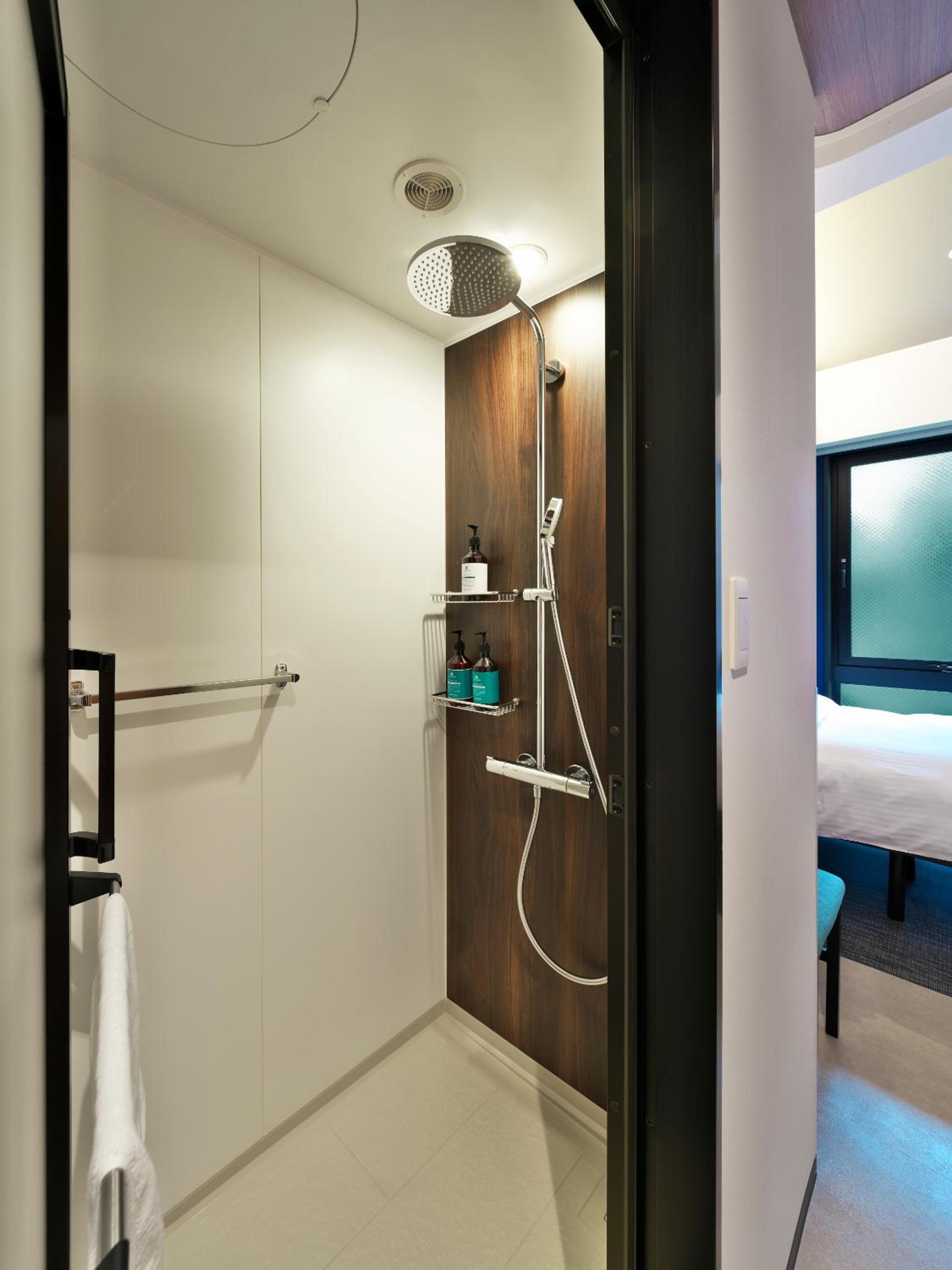 Standard Double Room A with Complimentary Breakfast - Non-Smoking - Photo 6
