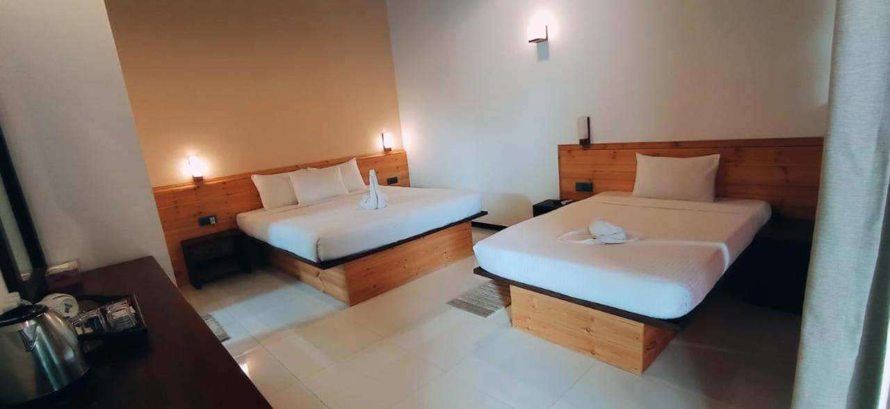 Triple Room with Pool View photo 1