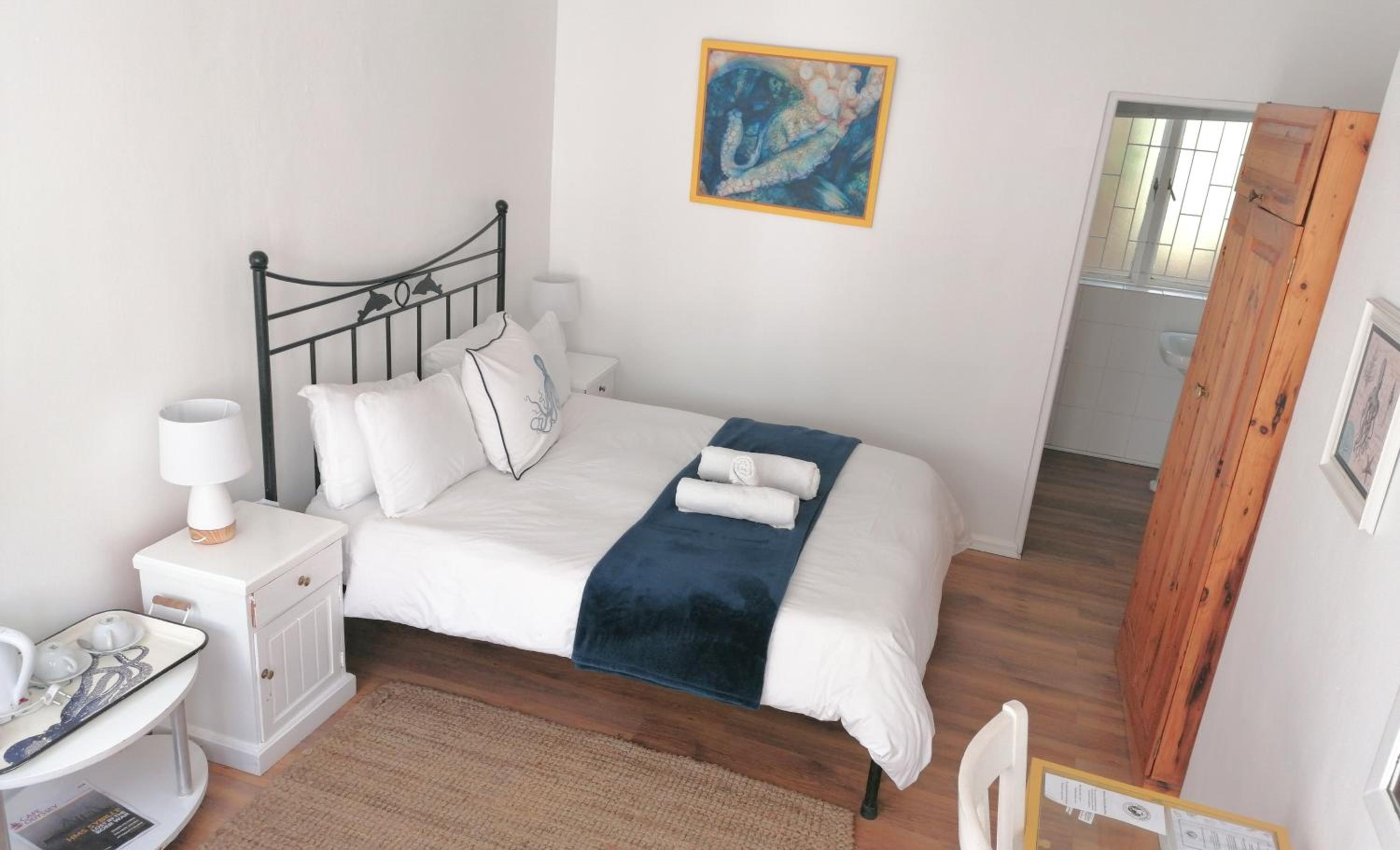 Double Room with Courtyard View - Photo 7