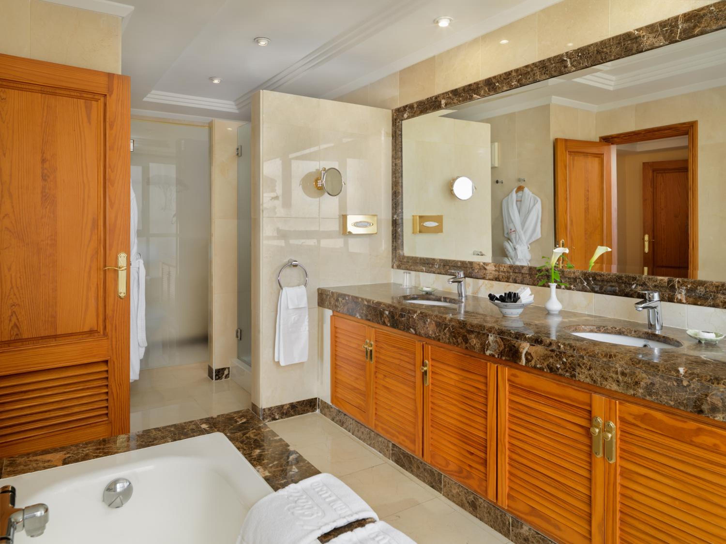 Senator Suite Ocean View