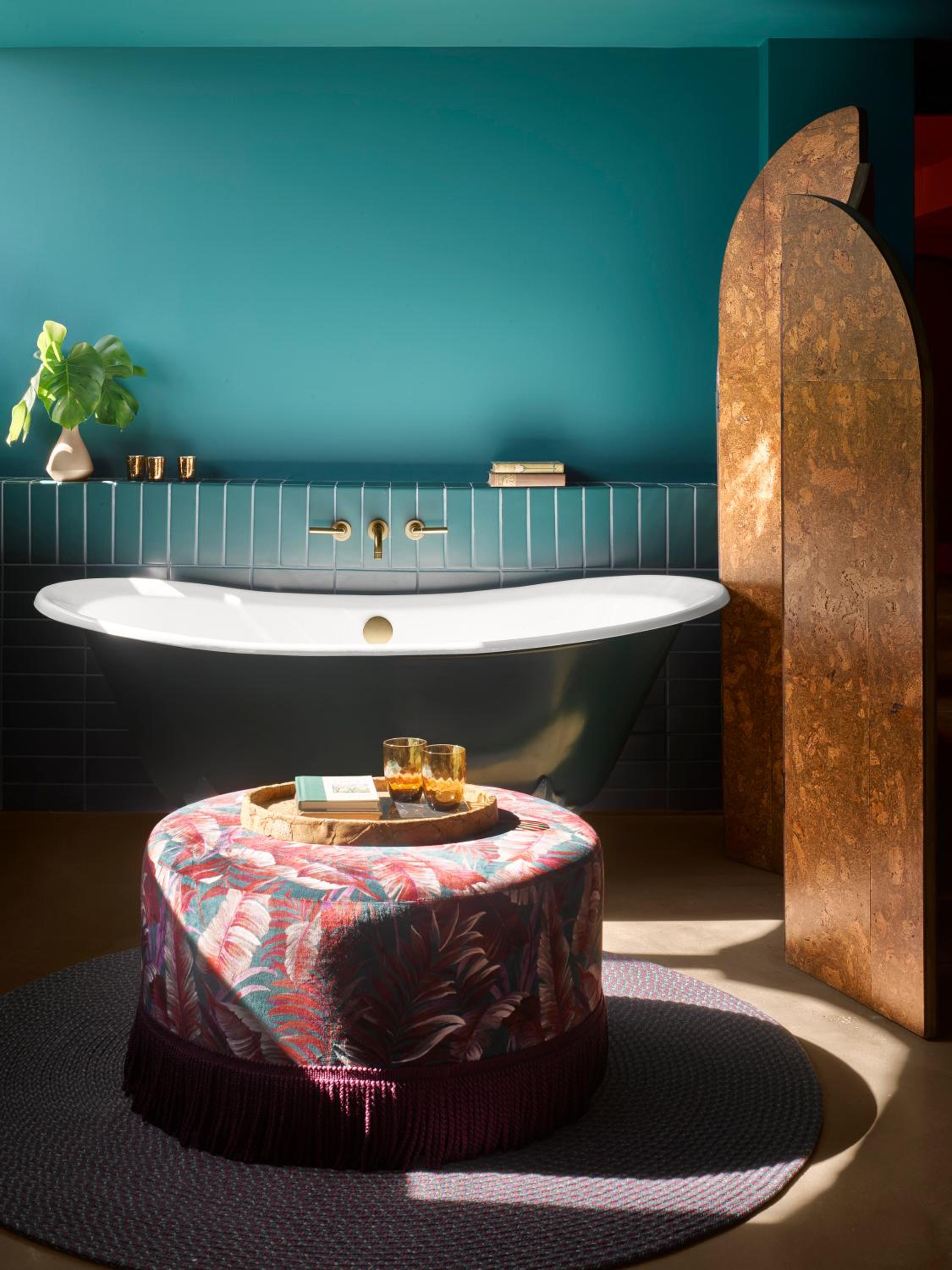 Studio with Spa Bath thumbnail 5