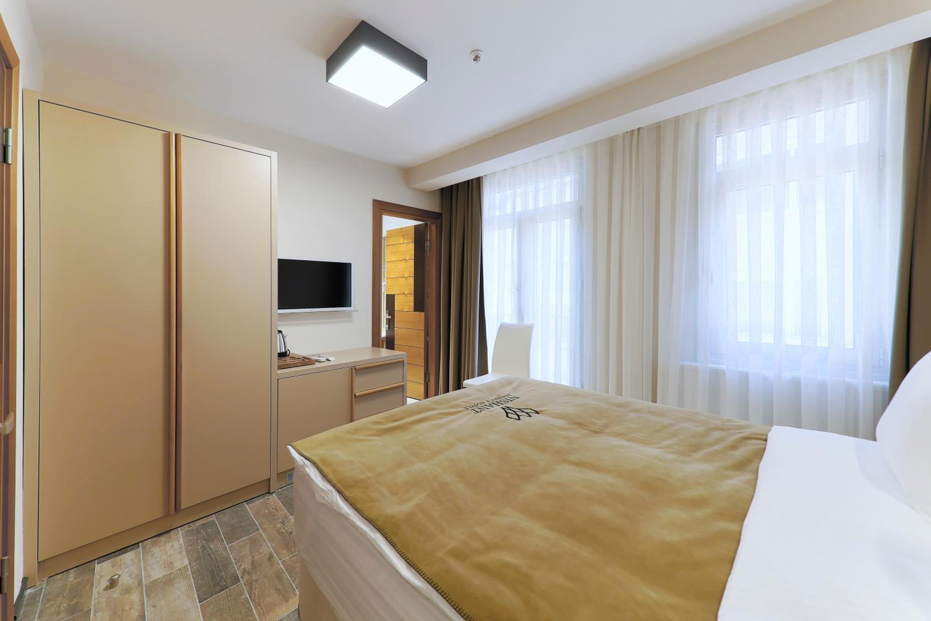 Economy Double Room photo 1