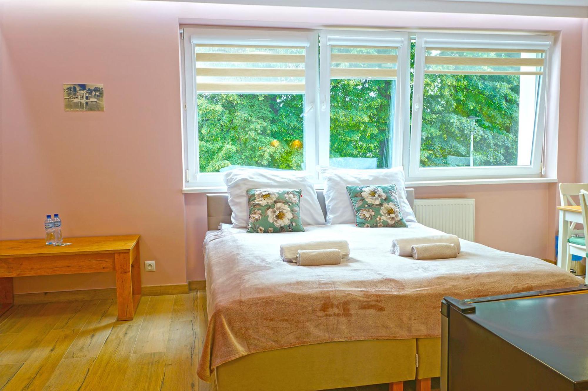 Studio with Lake View photo 2