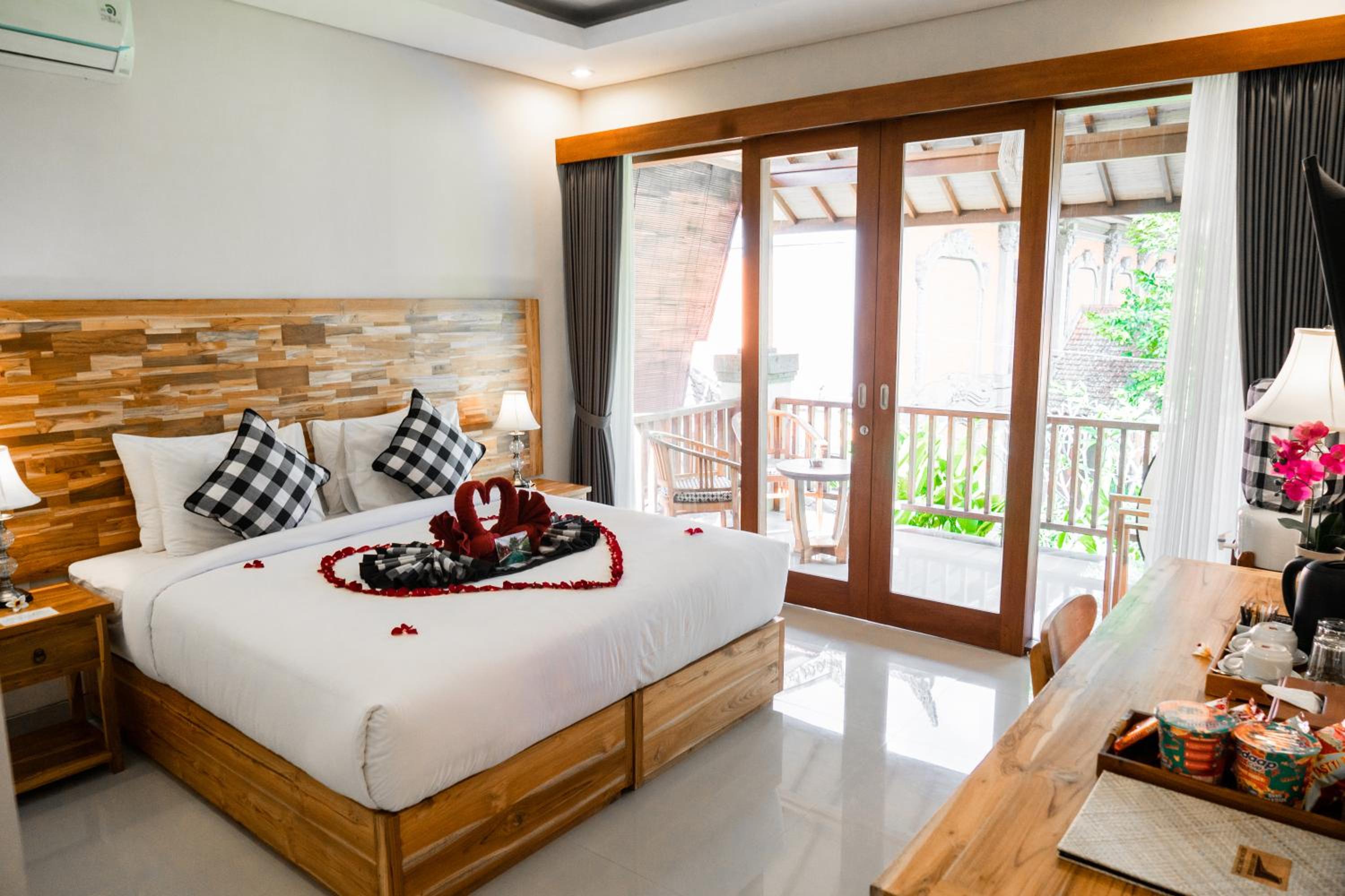 Superior Double Room with Daily Afternoon Tea  - Photo 5