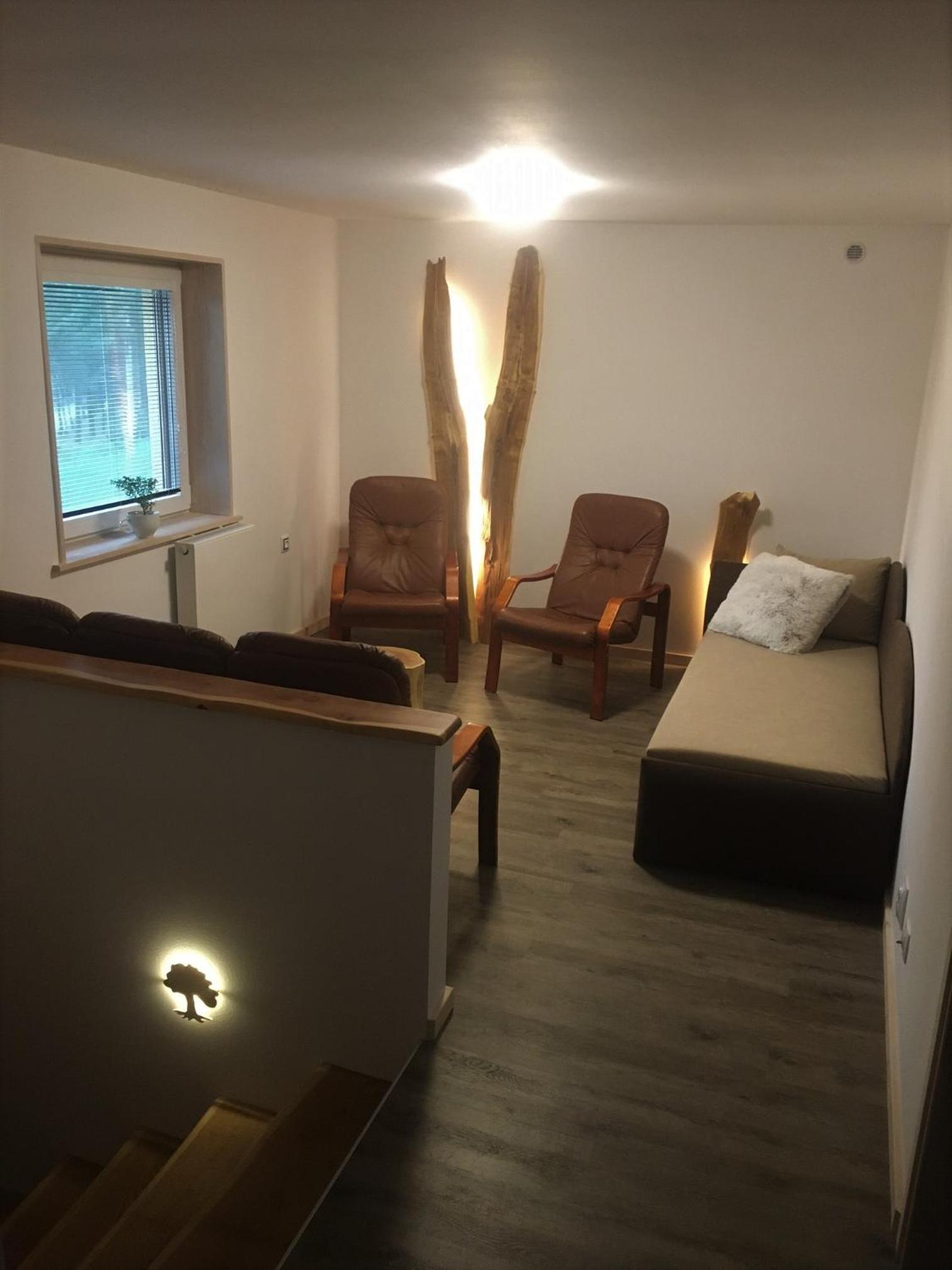 One-Bedroom Apartment - Photo 7