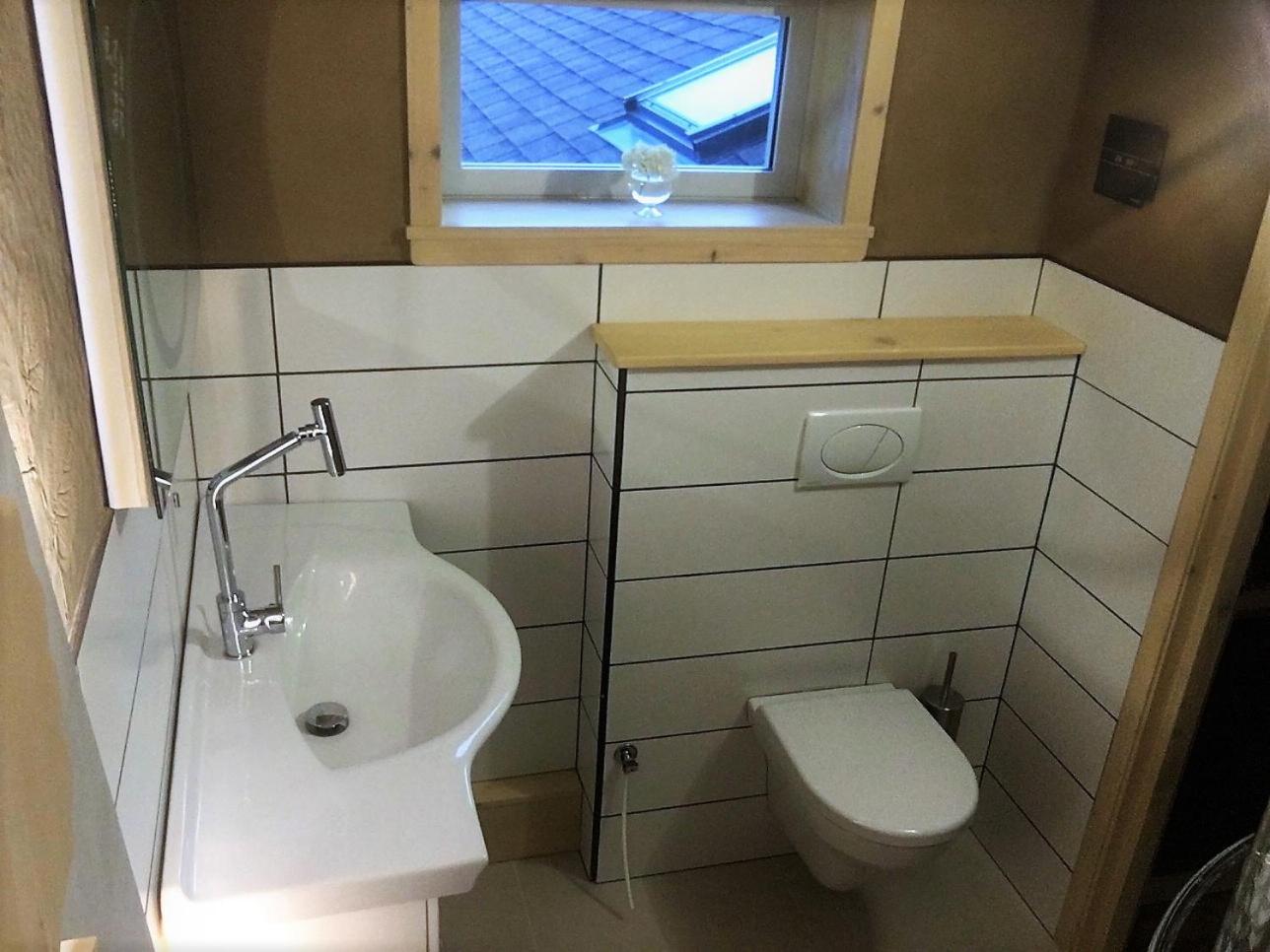 One-Bedroom Apartment - Photo 16