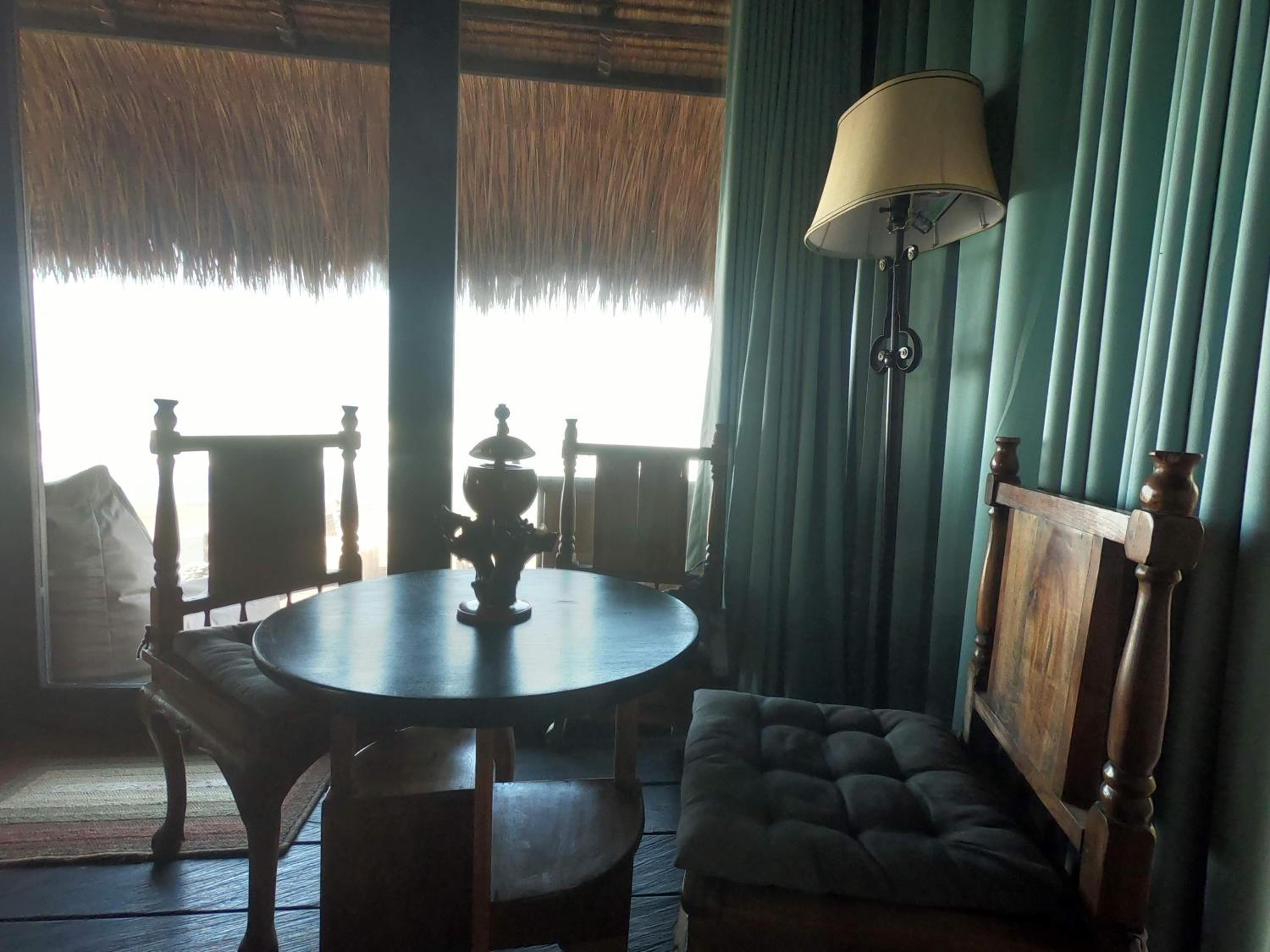 One-Bedroom Villa - Photo 6