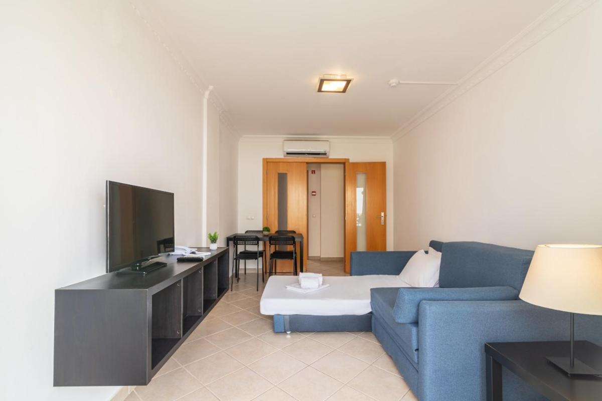 Apartment with Terrace photo 3