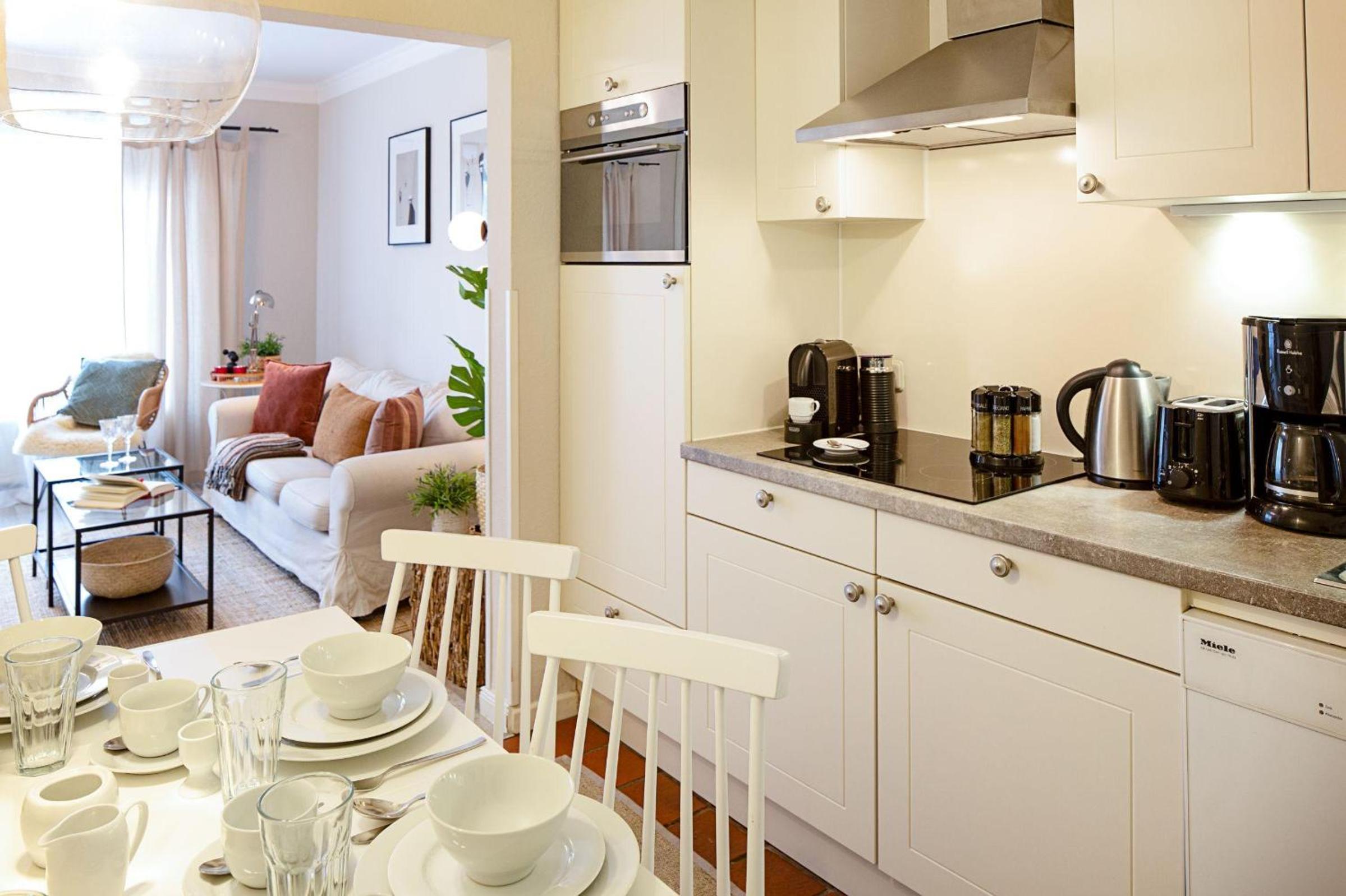 Apartment with Terrace photo 2