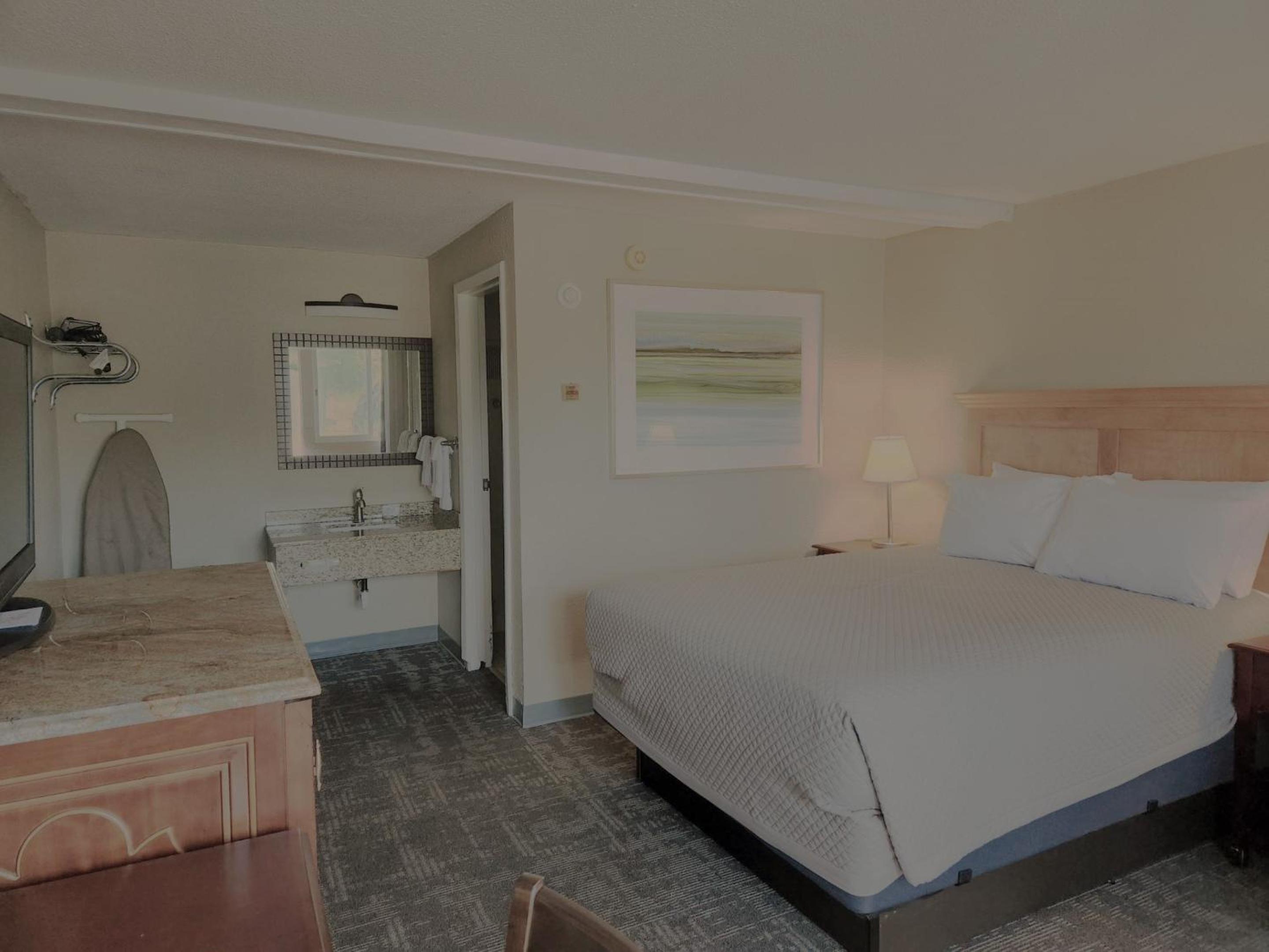 Double Room with Private Bathroom - Photo 2