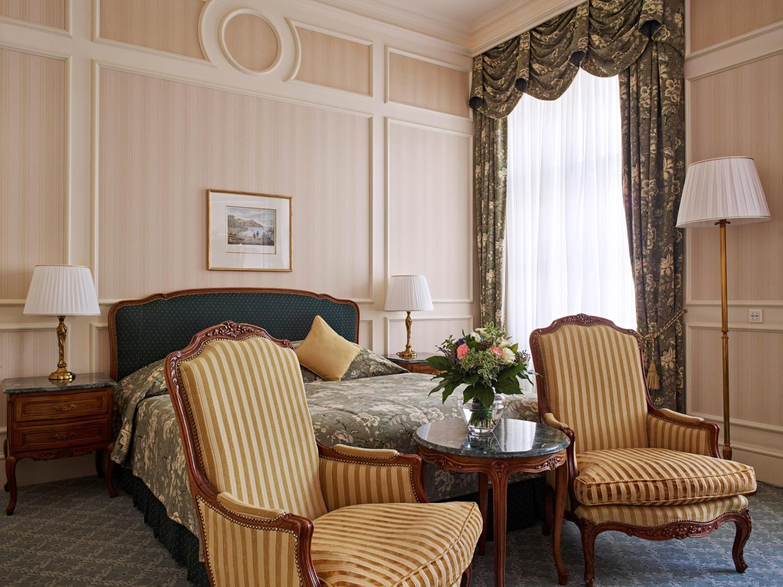 Premium Room - Photo 7