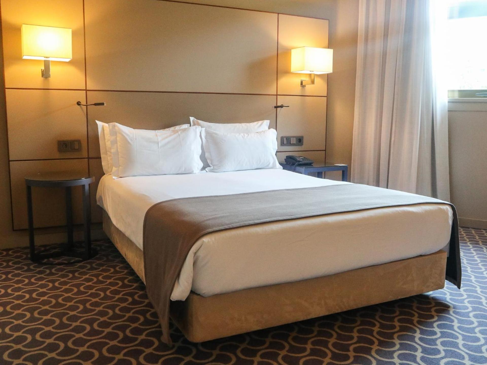 Double Room - Disability Access - Photo 1