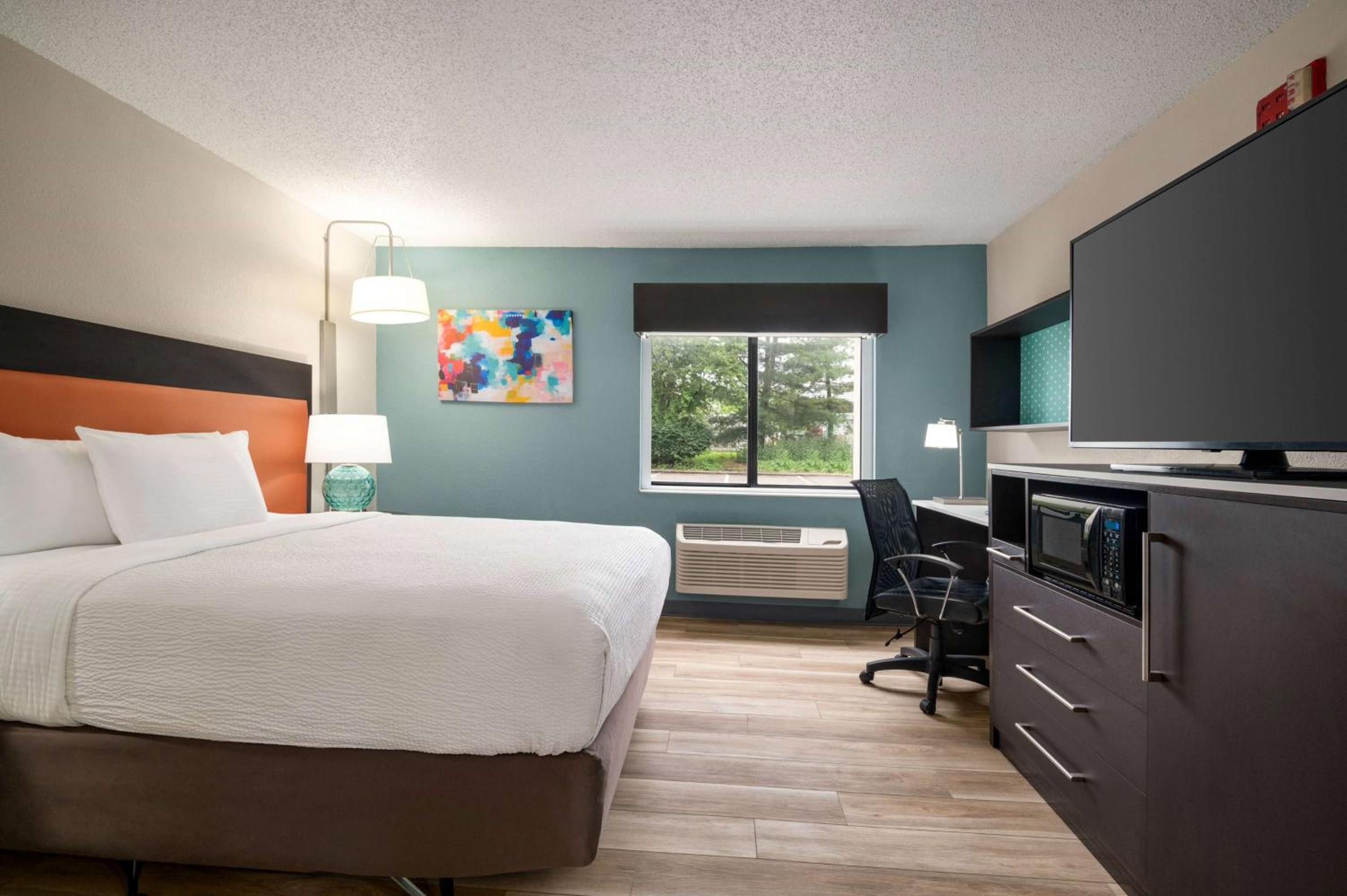 Double Room - Disability Access - Photo 1