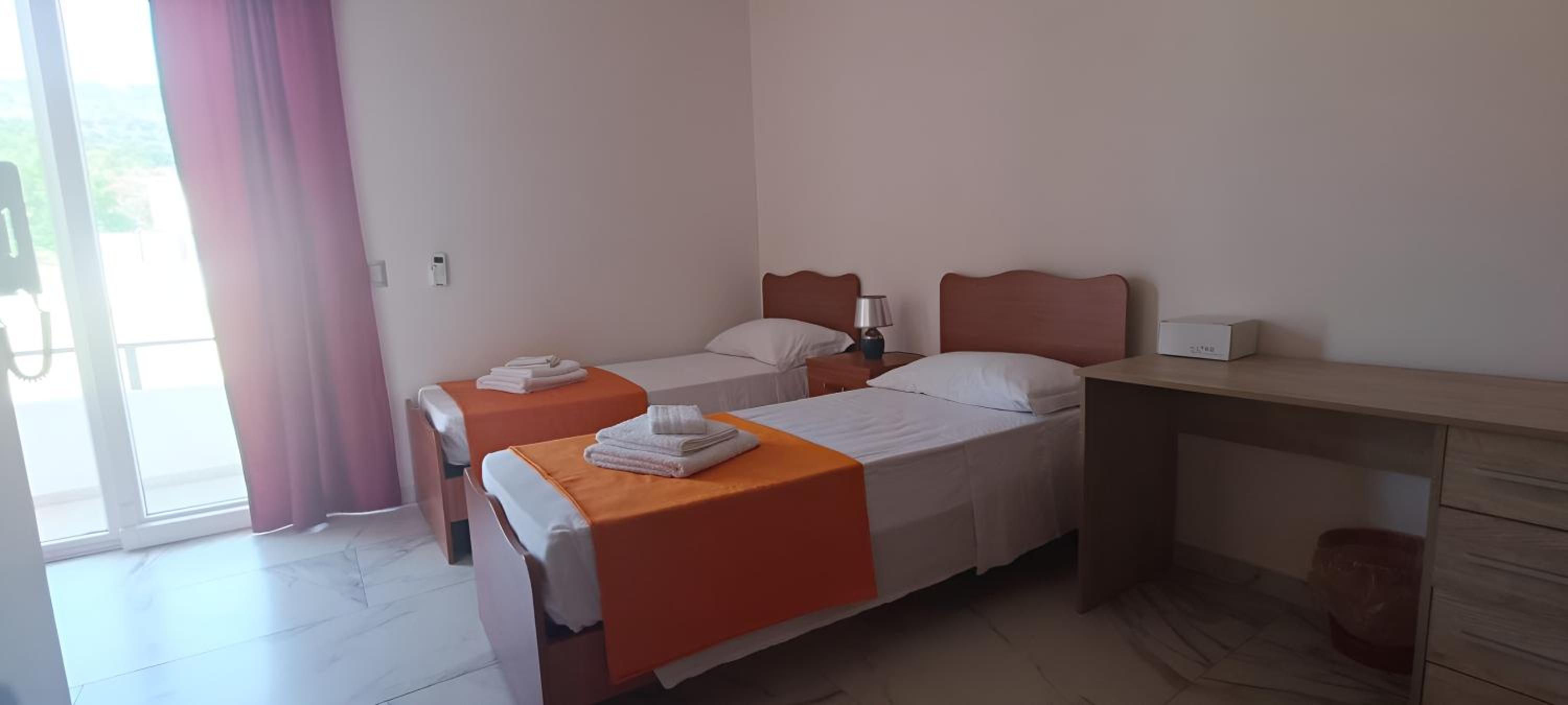 Standard Twin Room with Garden View