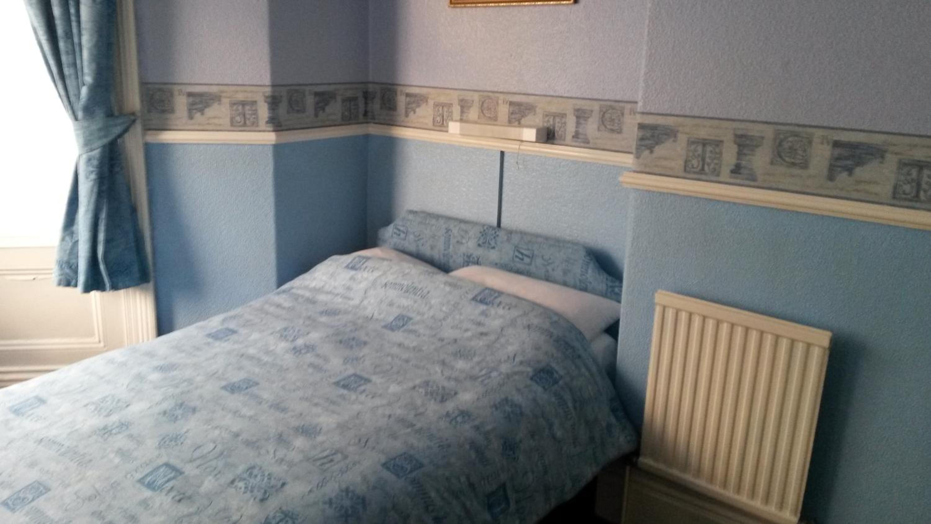 Standard Triple Room - Photo 1
