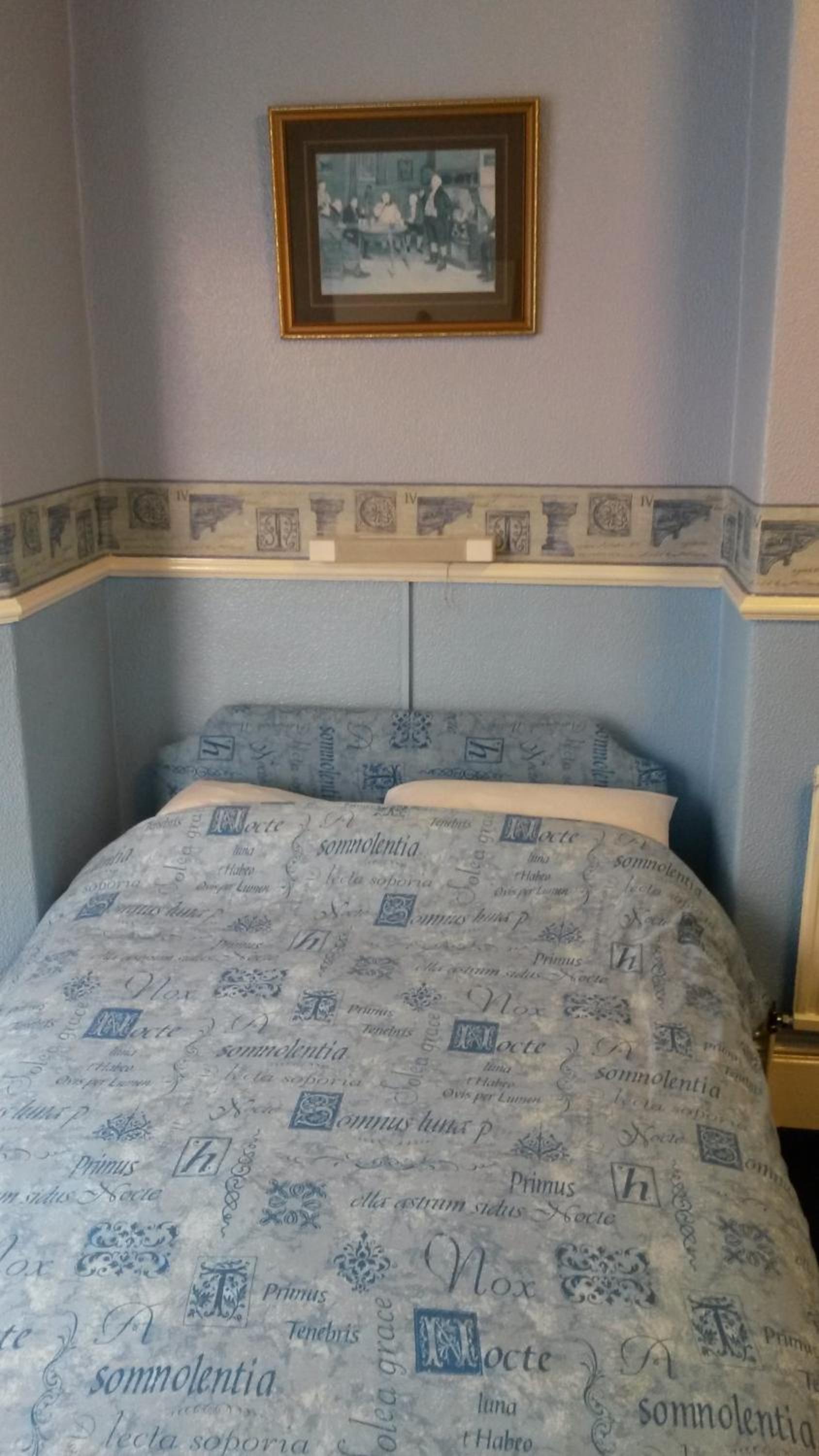 Standard Triple Room - Photo 4