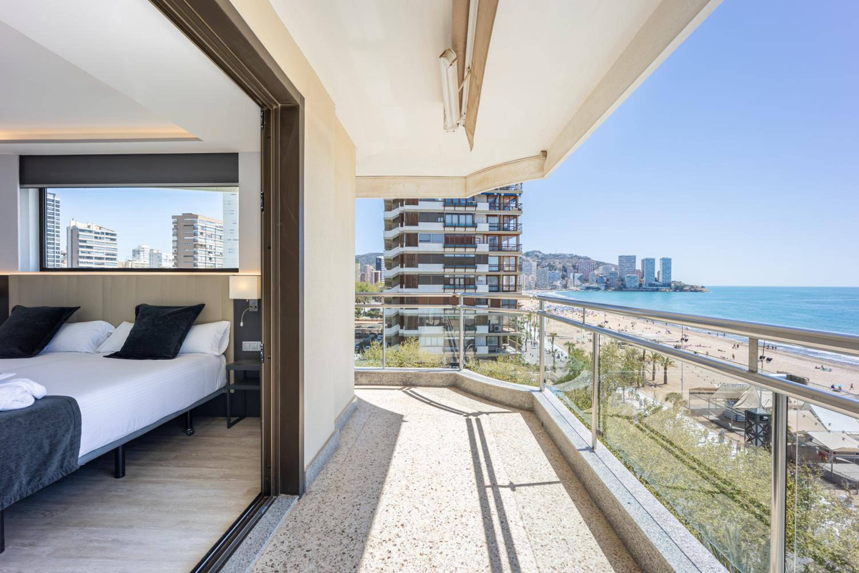  Deluxe Double or Twin Room with Ocean View - Photo 4