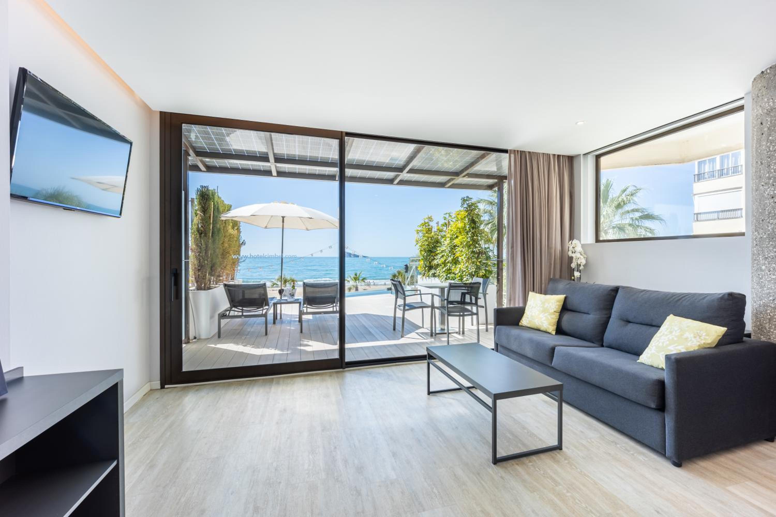 Habitación Doble de Lujo con Piscina Privada (2 Adultos)