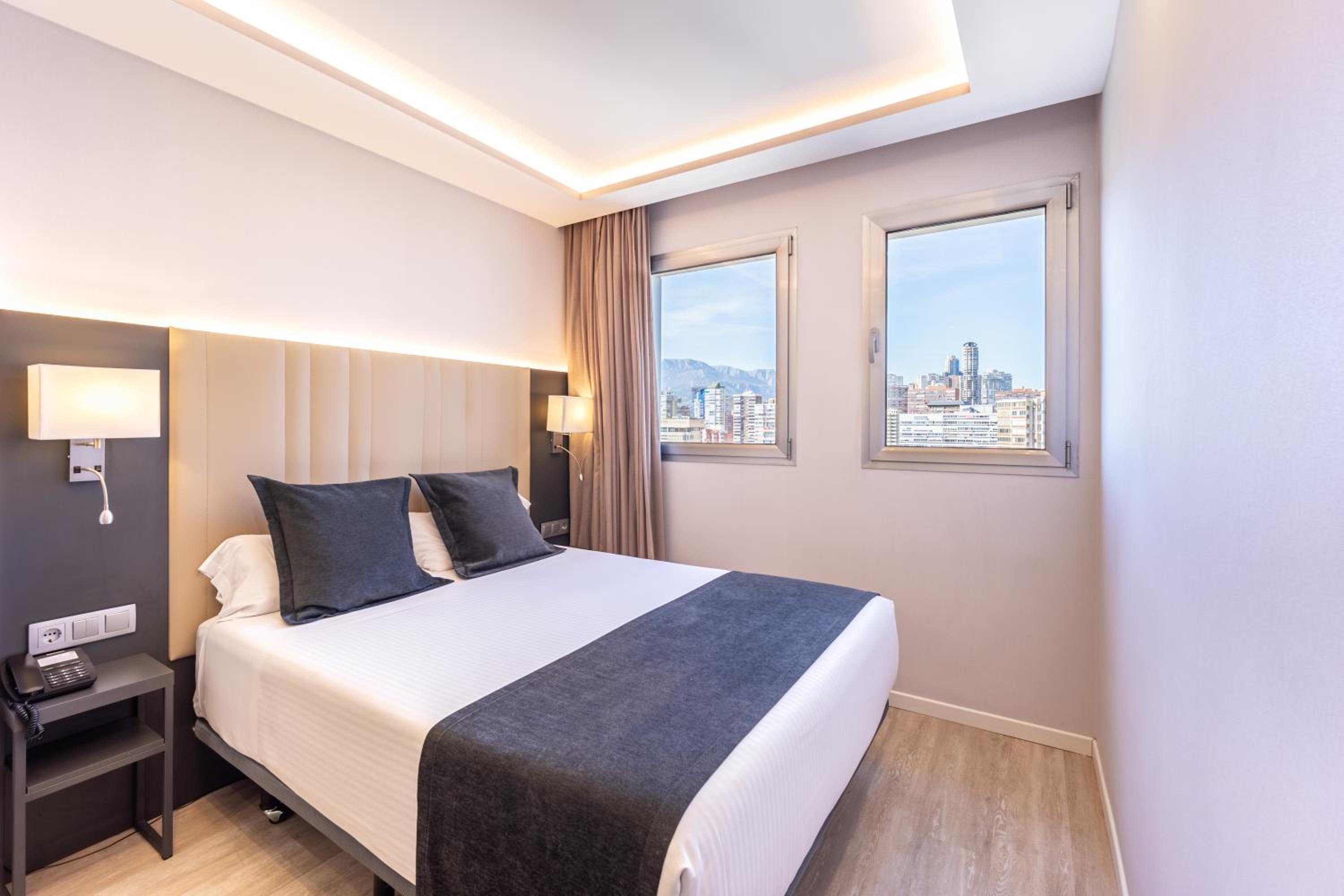 Double Room City View without Terrace (1 Adult) - Photo 2