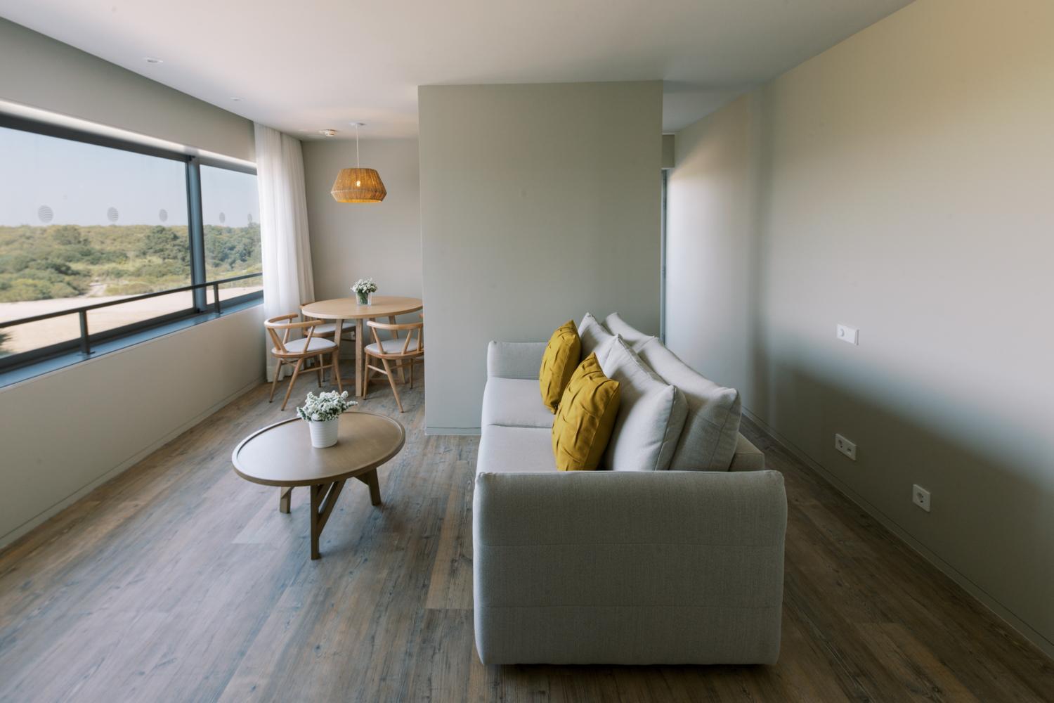 Suite - Photo 6