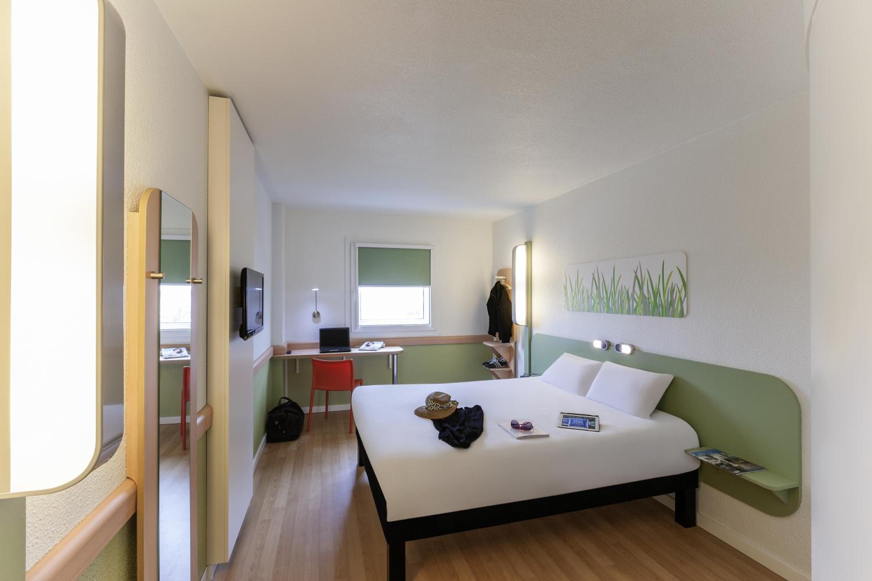 Queen Room