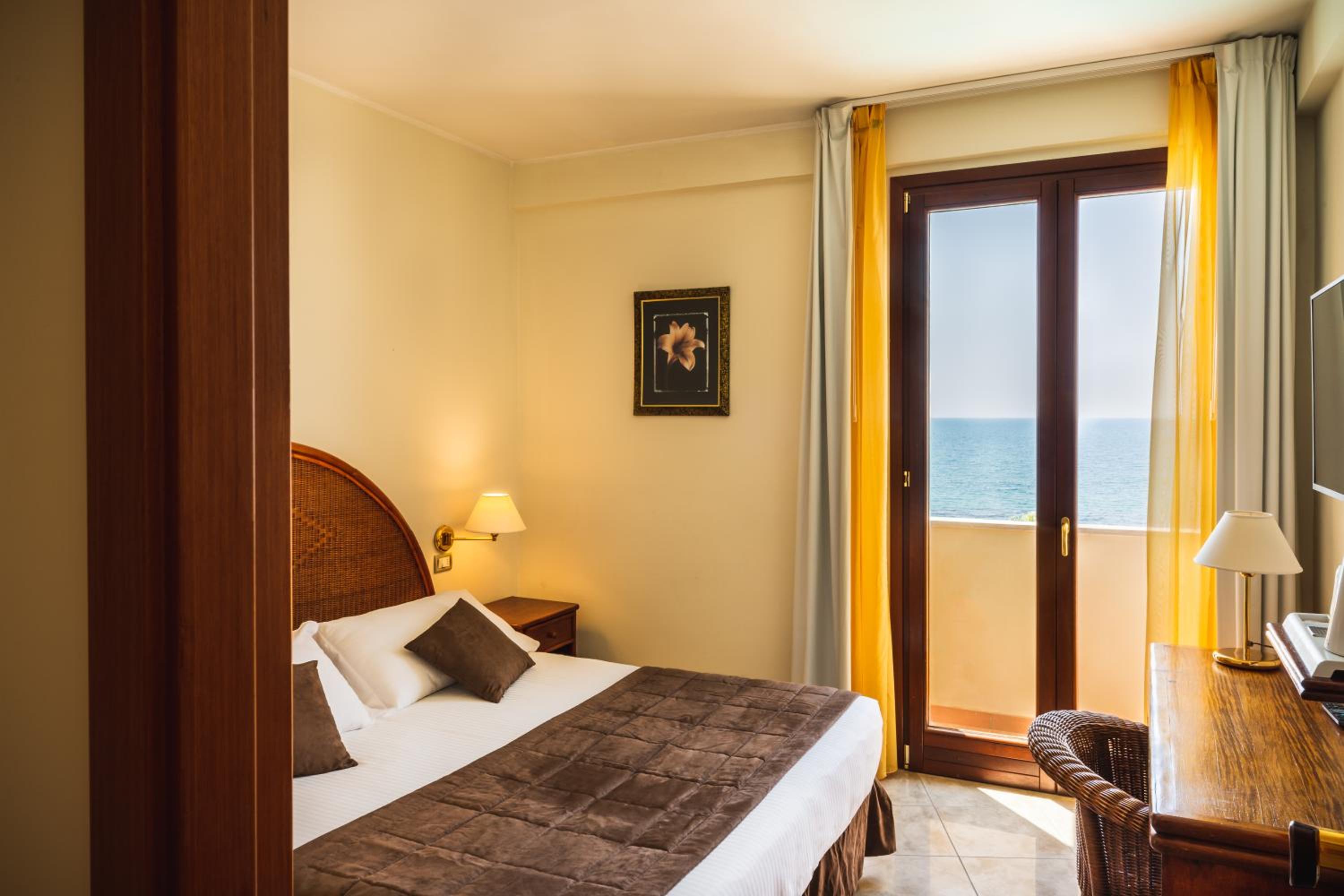 Suíte Júnior com Vista para o Mar