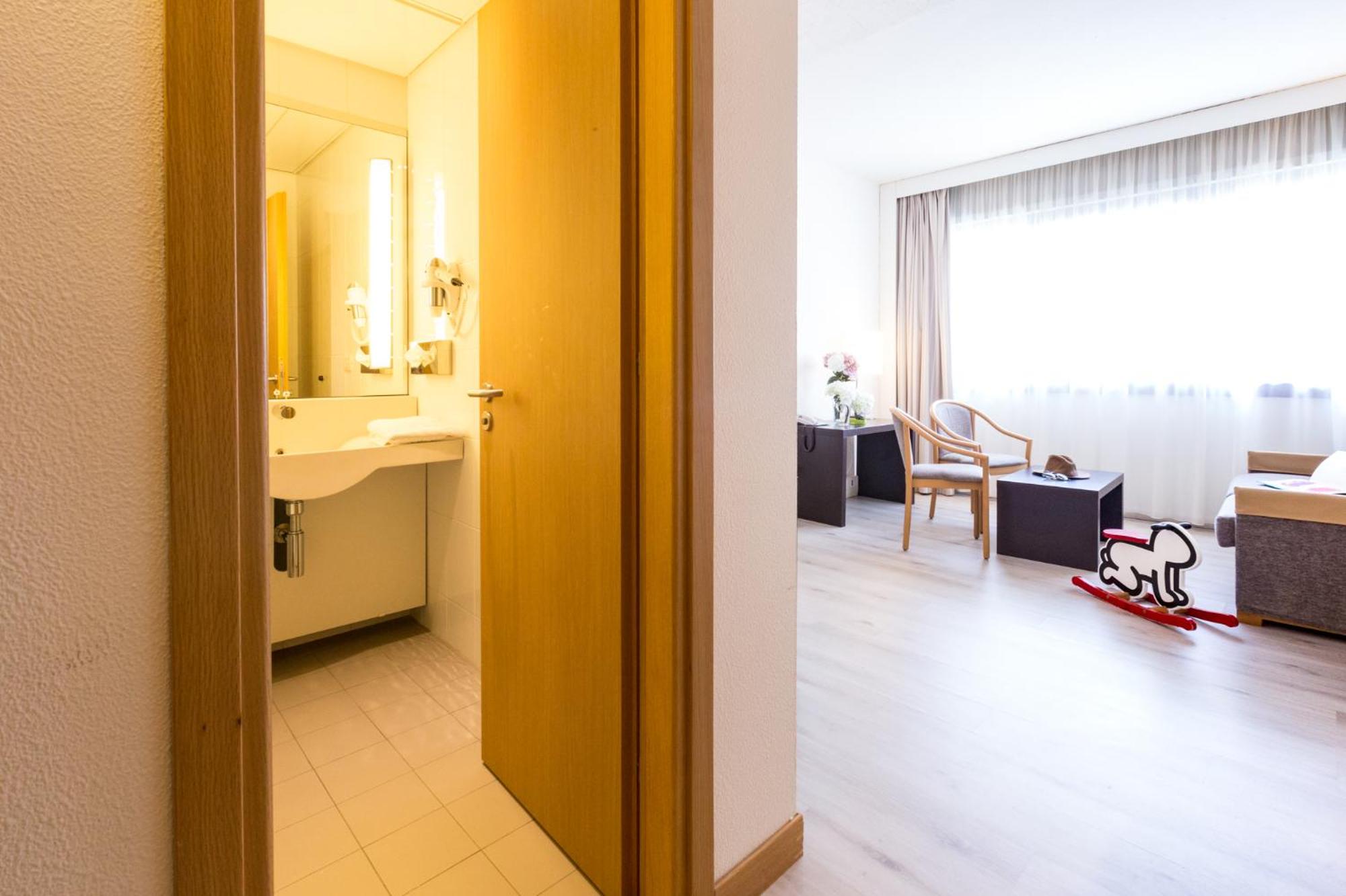 Family Suite - Photo 12