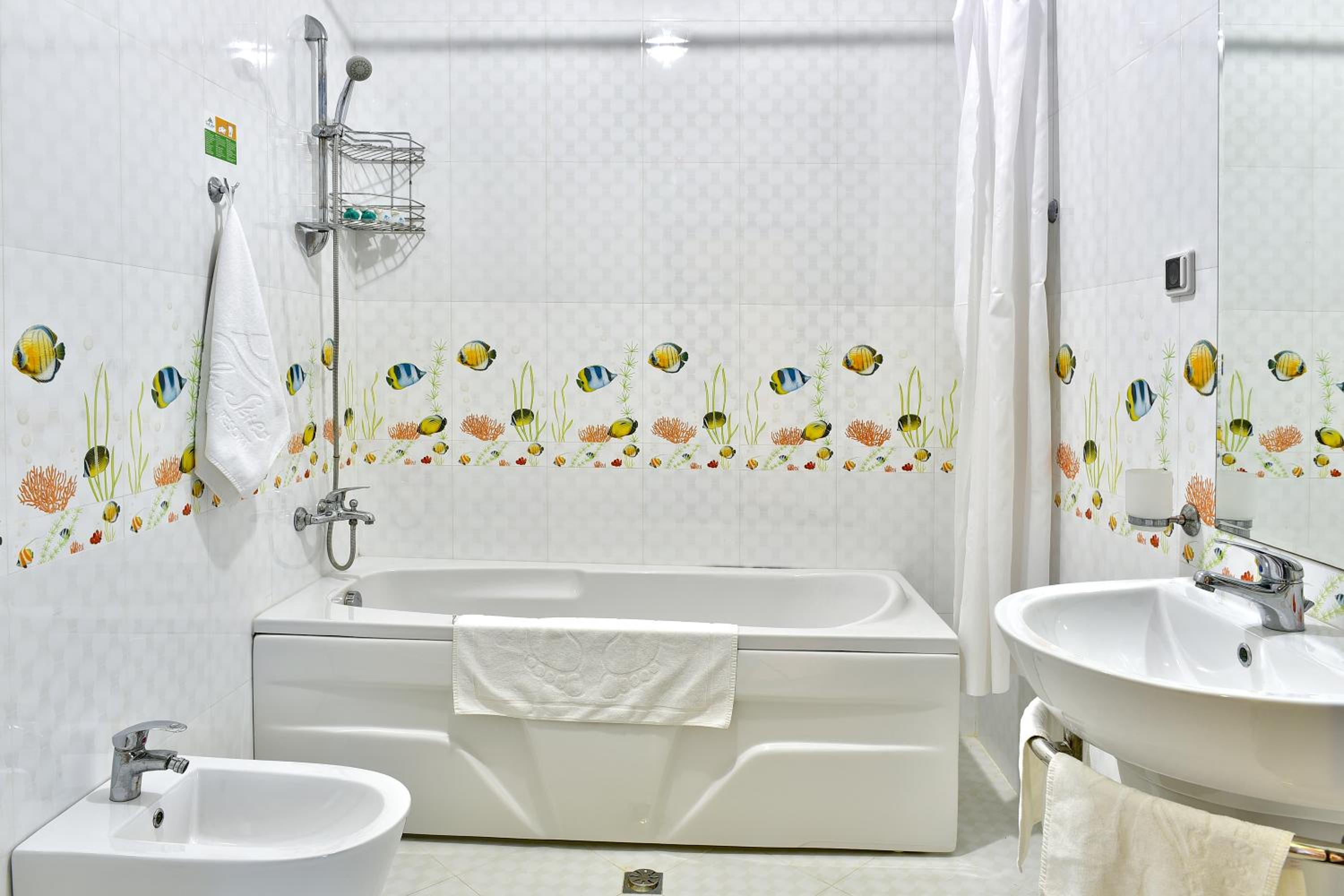 Deluxe Two-Bedroom Apartment with Balcony and Frontal Sea View - Free Access to Aquapark and Action Park - Photo 2