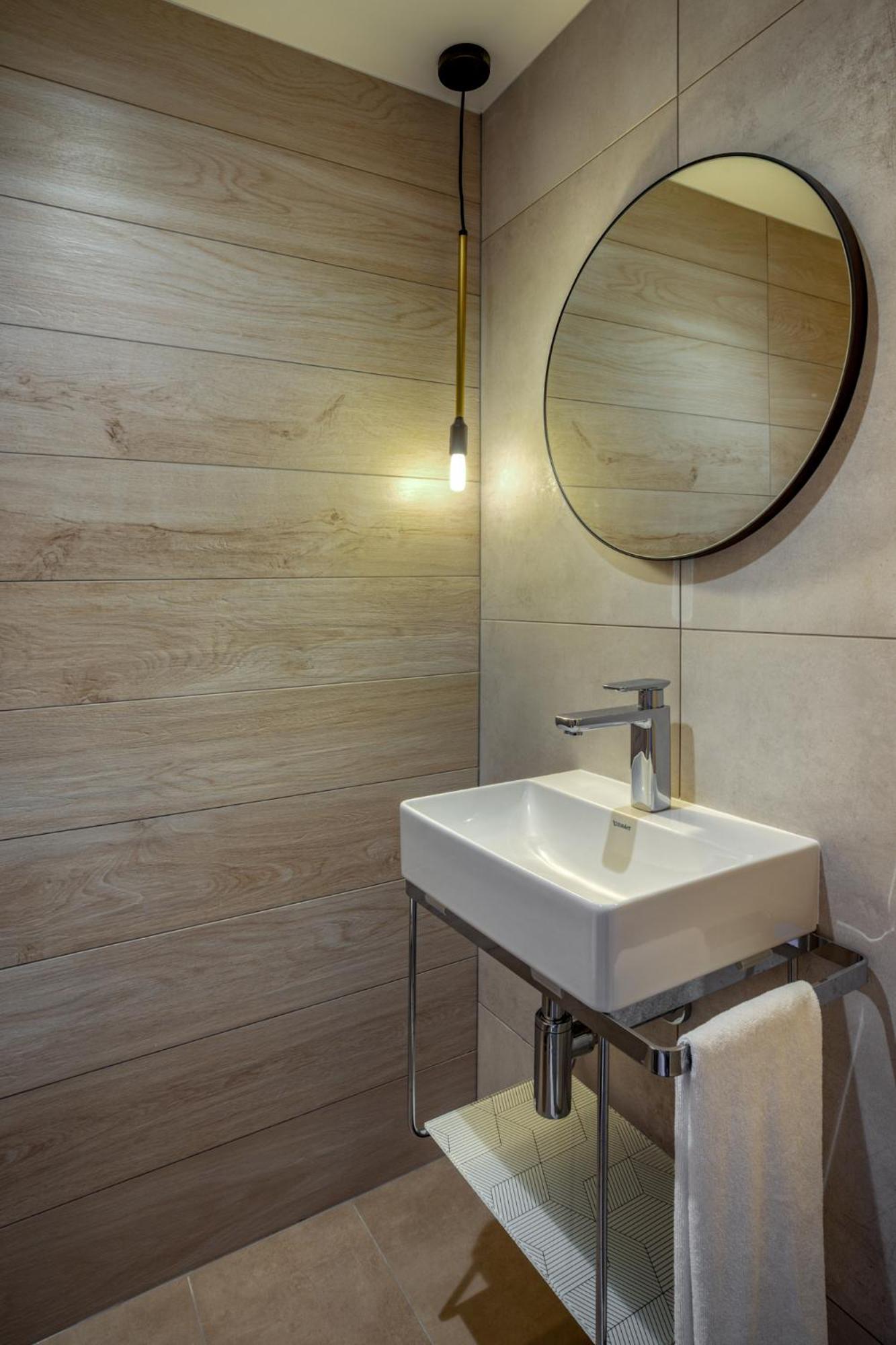 Suite with Wellness and Fitness Access
