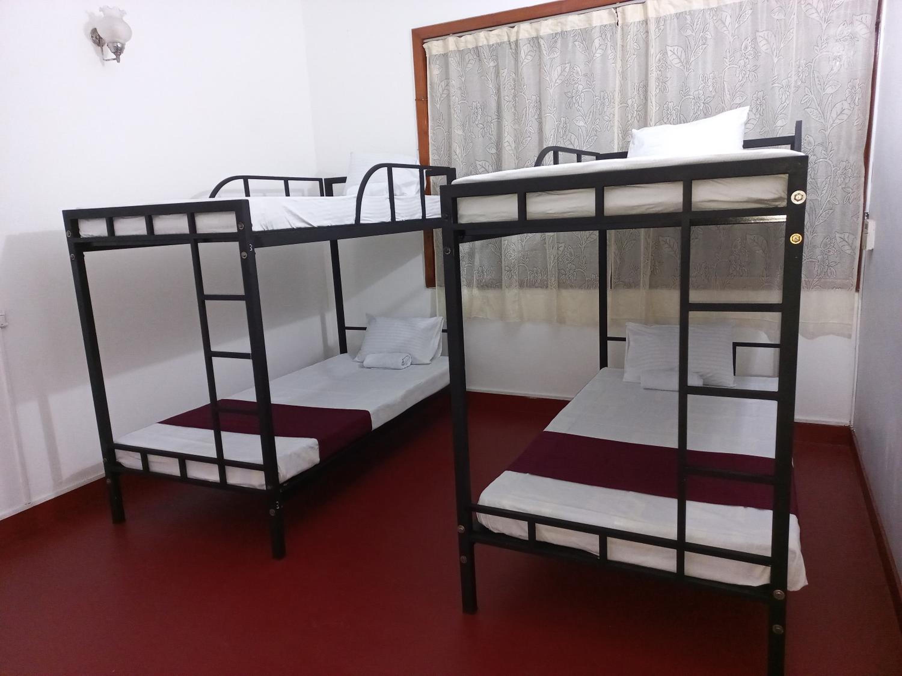Single Bed in 4-Bed Dormitory Room photo 1