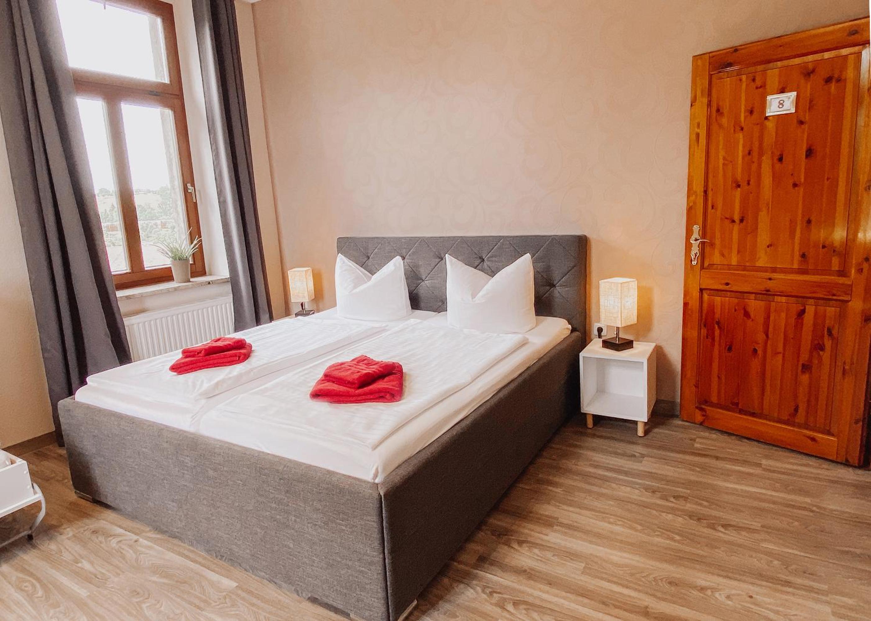 Double Room with Extra Bed photo 3