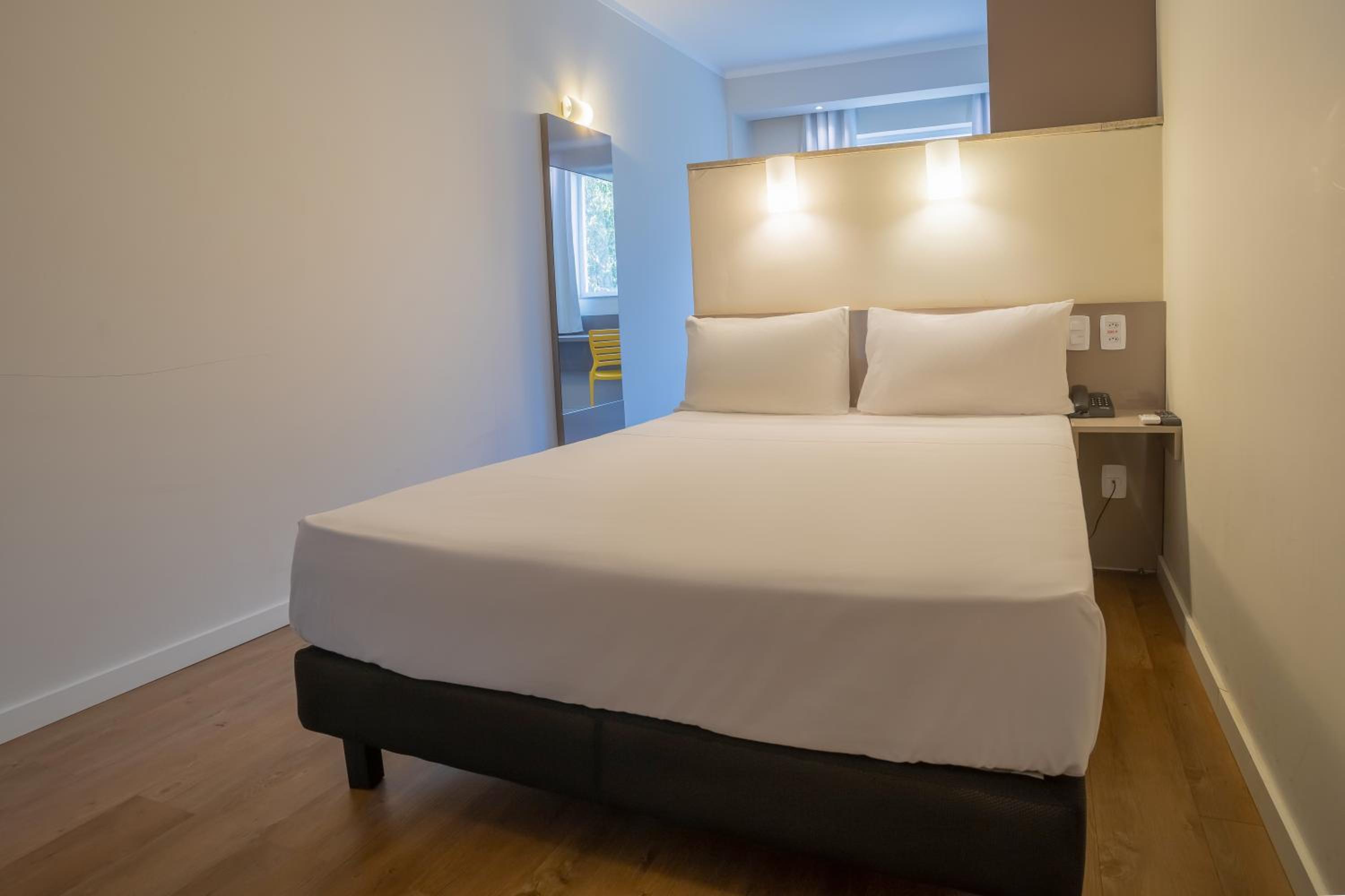 Double Room - Disability Access - Photo 1