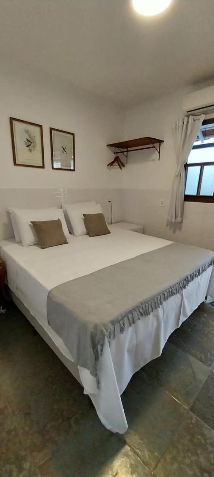 Deluxe Double or Twin Room - Photo 12