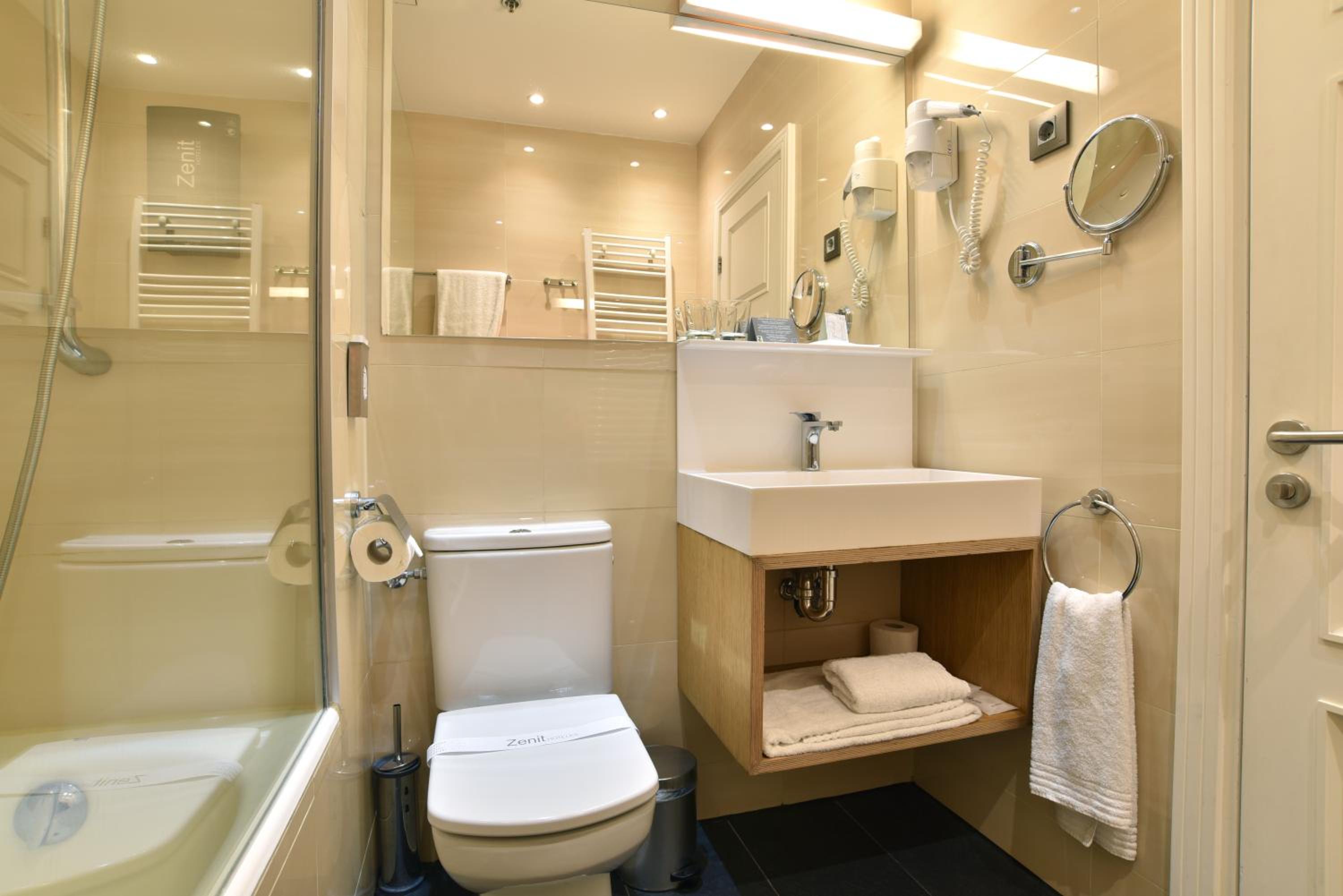 Two Connecting Double Rooms