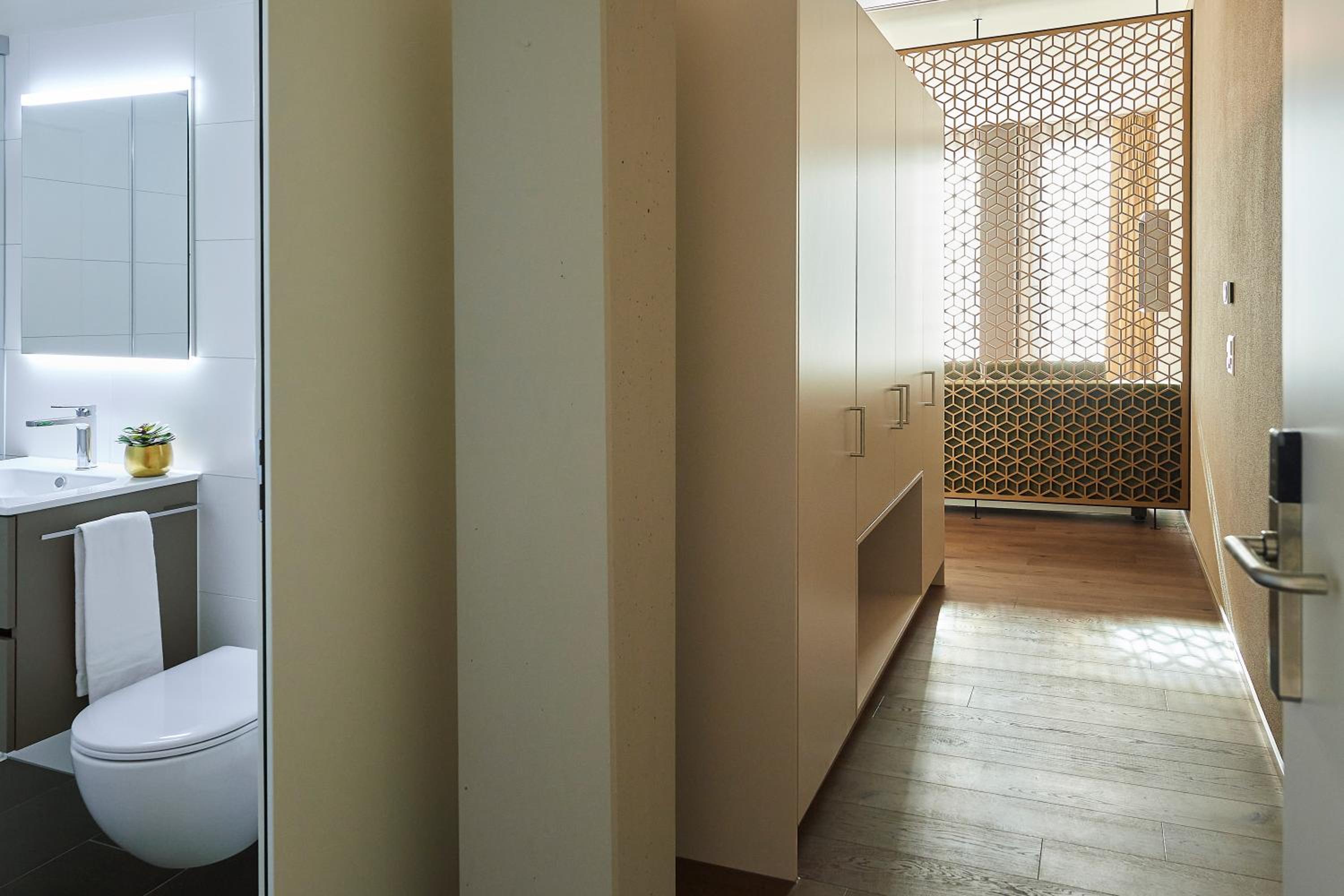 One Bedroom Apartment NOBLE - Photo 8