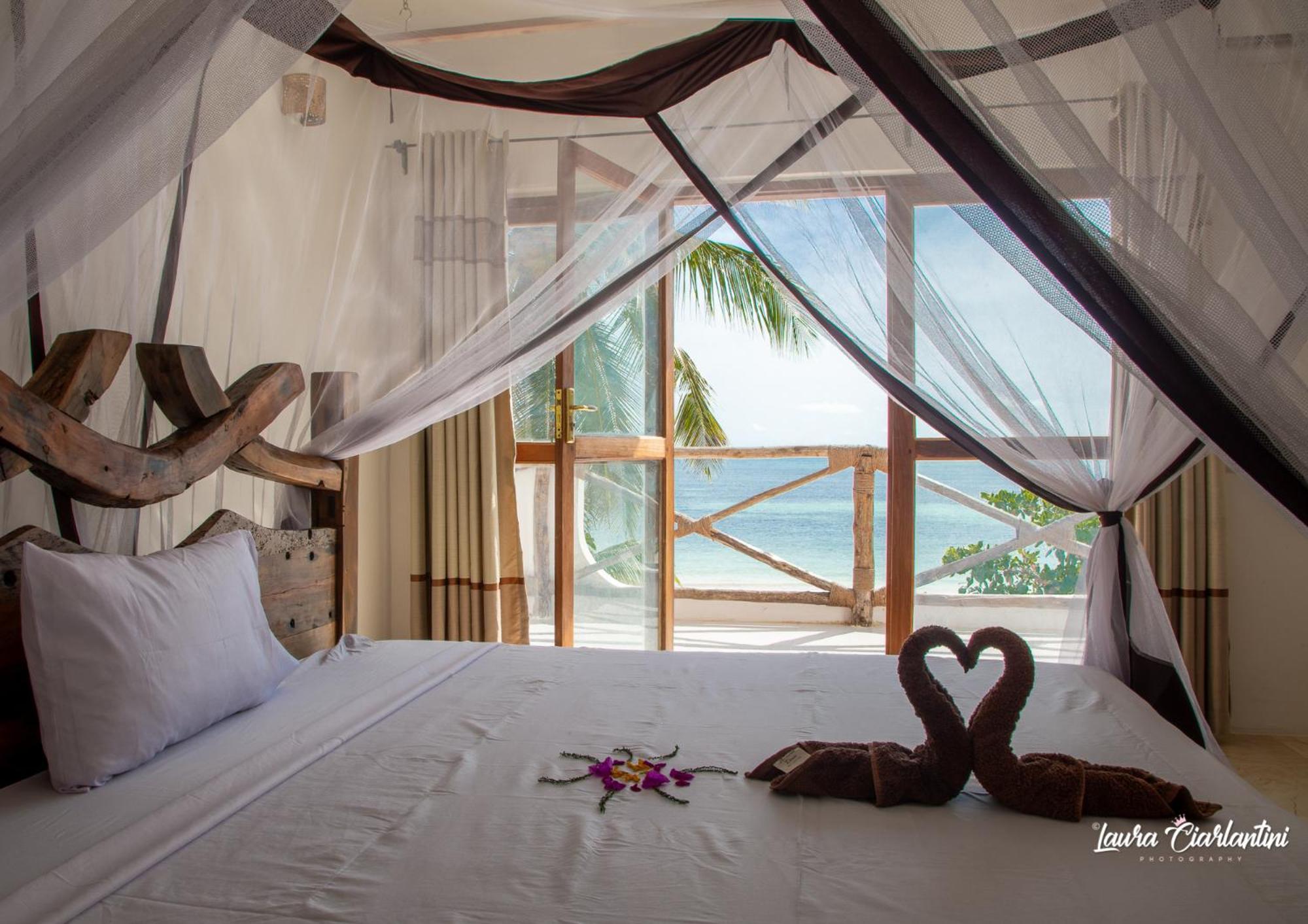 Junior Suite with Balcony photo 1