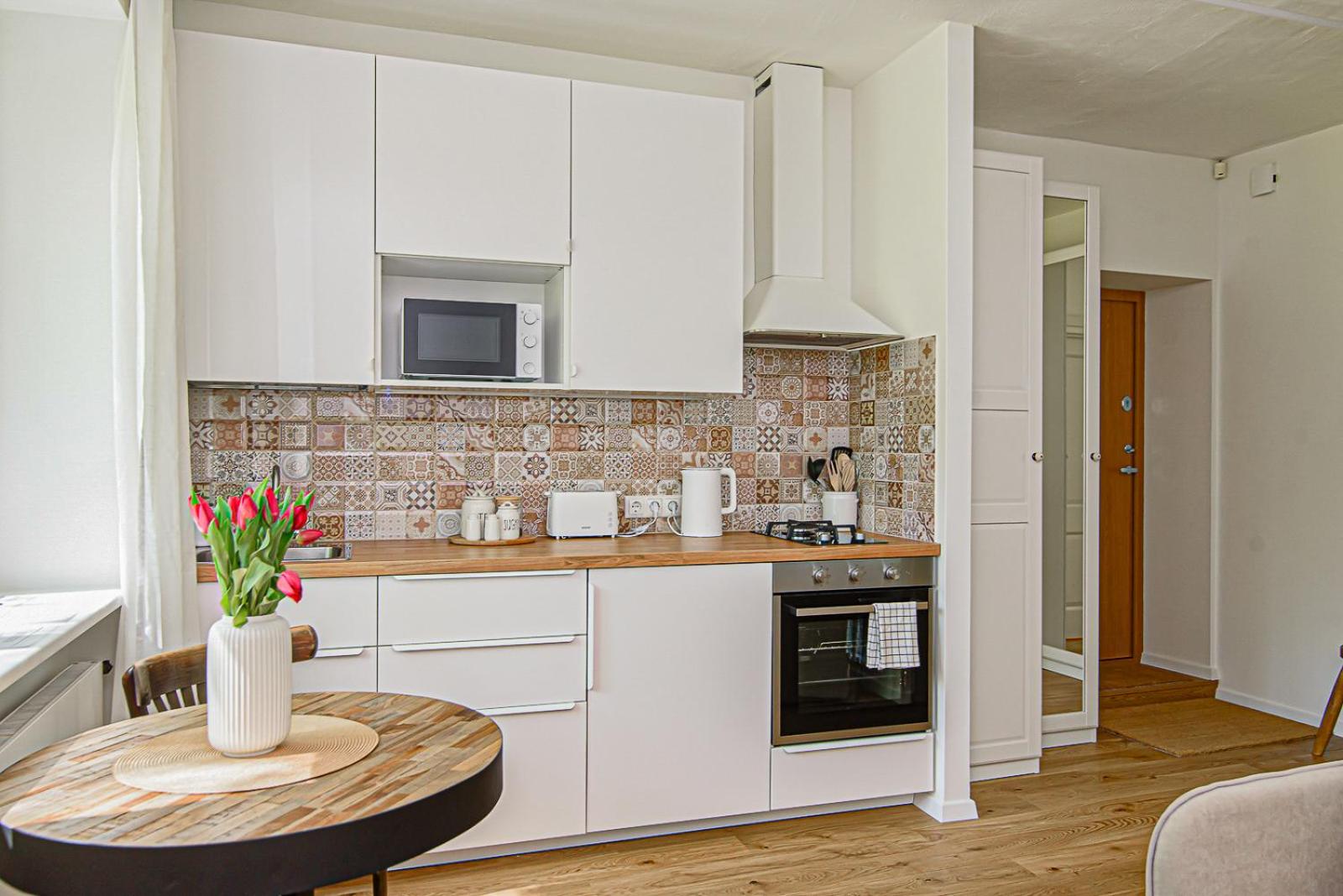 One-Bedroom Apartment - Photo 13