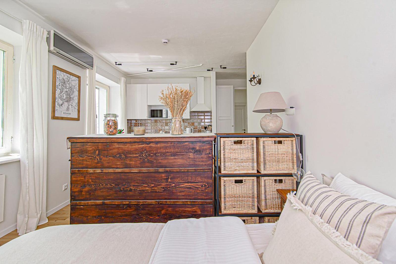 One-Bedroom Apartment - Photo 6