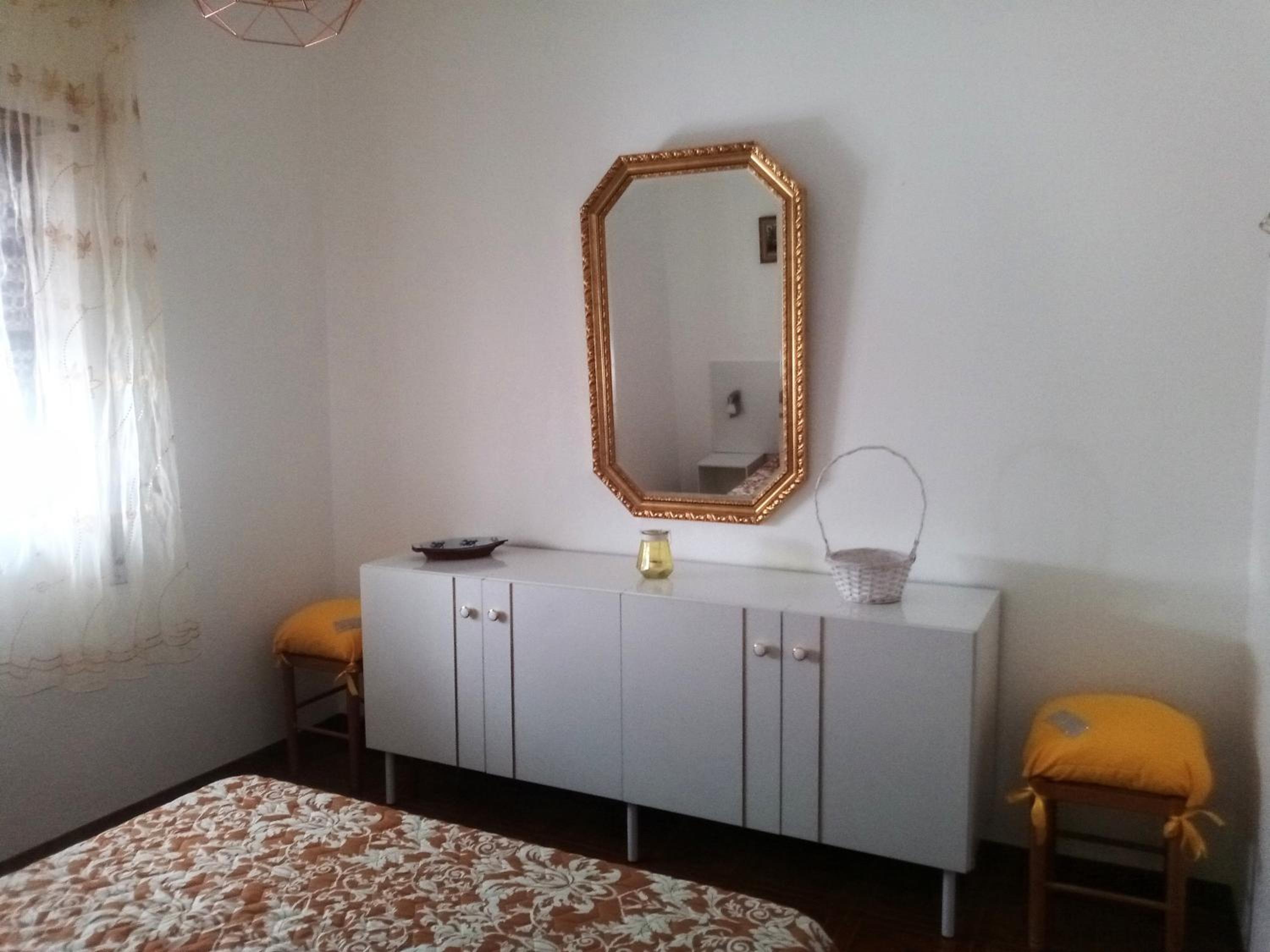 Three-Bedroom House photo 3