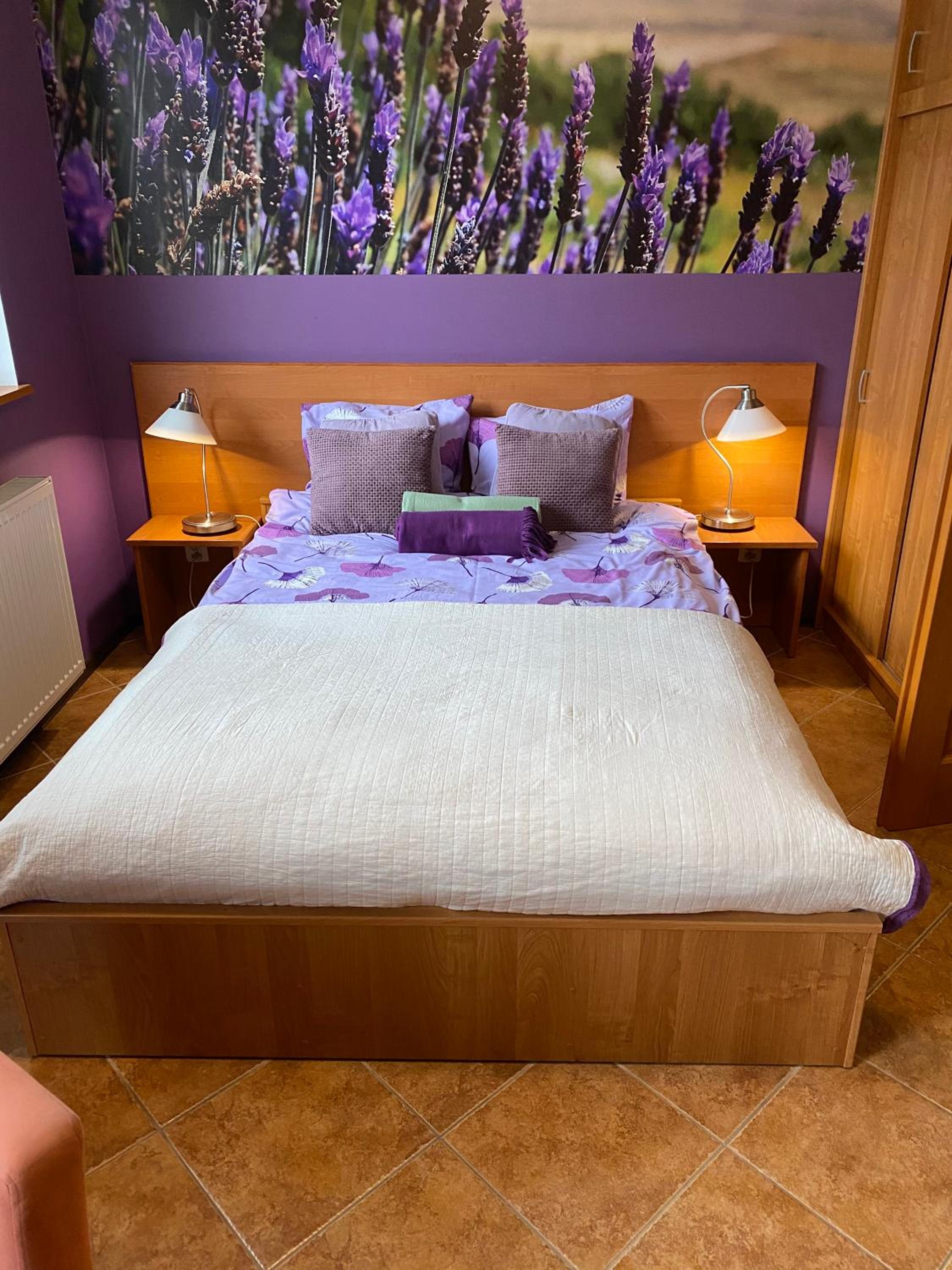 Double Room - Photo 10