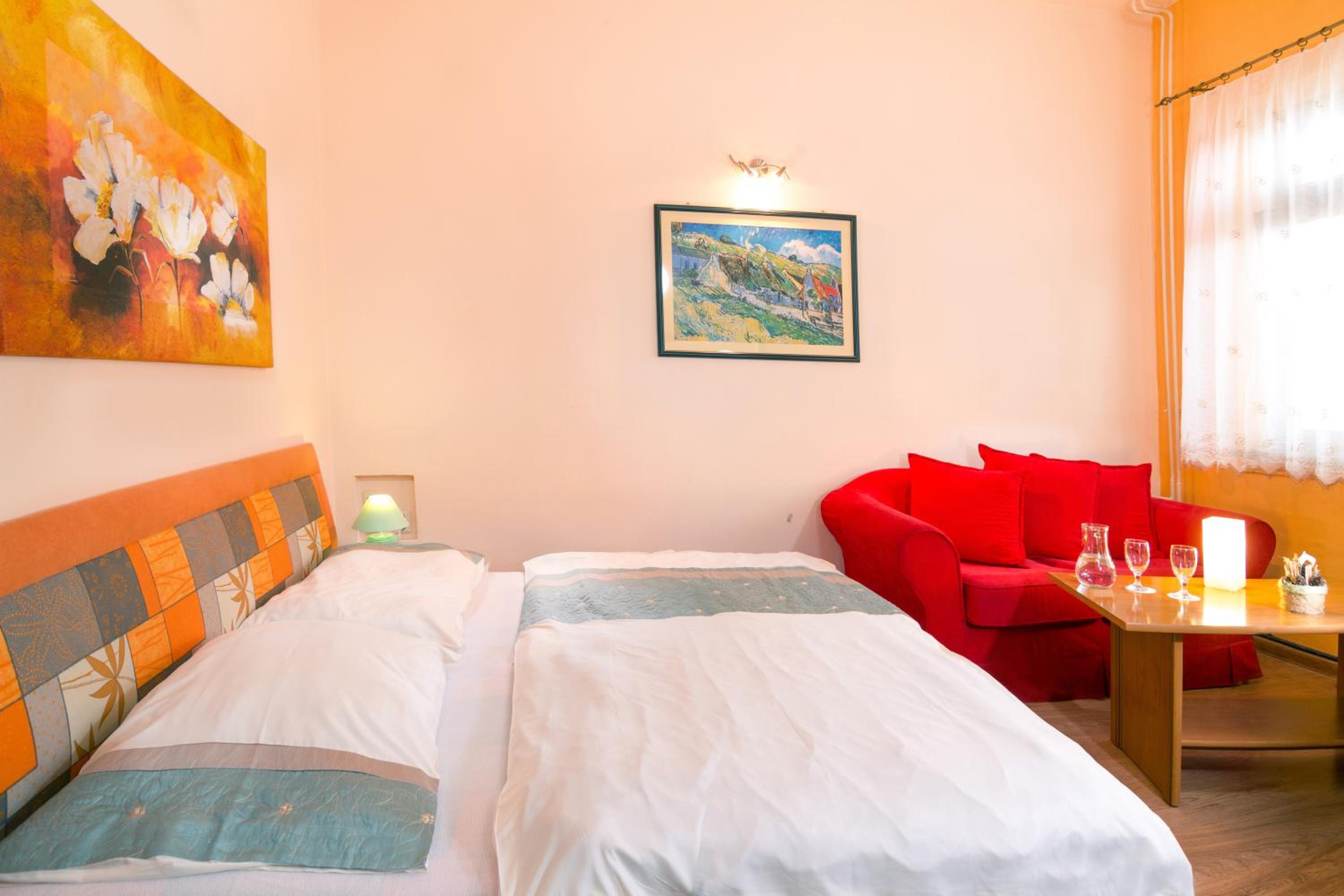 Double or Twin Room photo 2