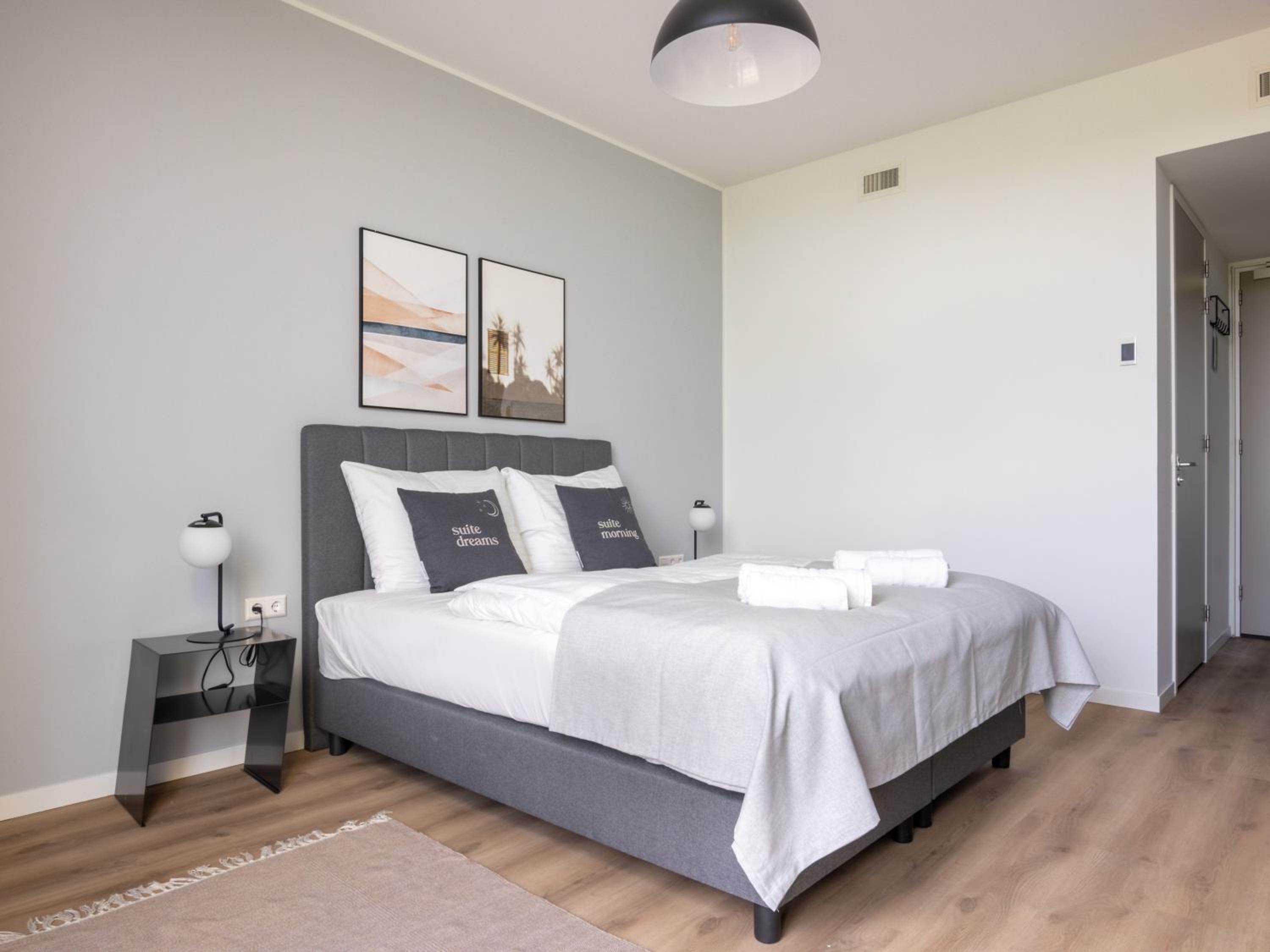 Suite with Balcony - Photo 8
