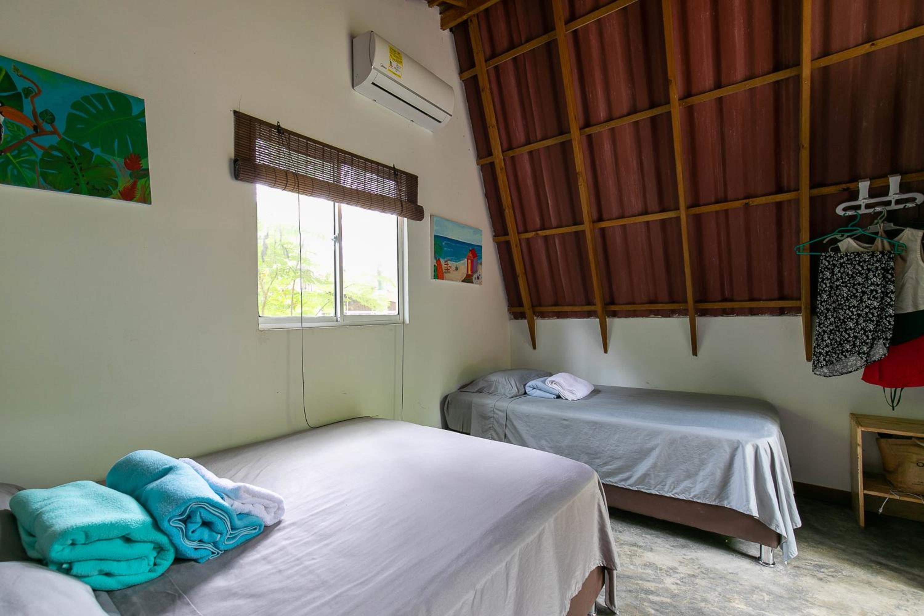 Triple Room with Private Bathroom photo 3