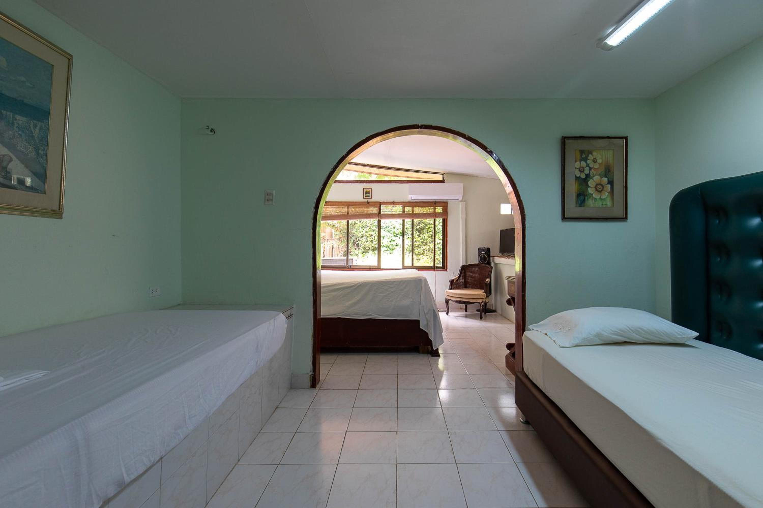 Deluxe Quadruple Room photo 3