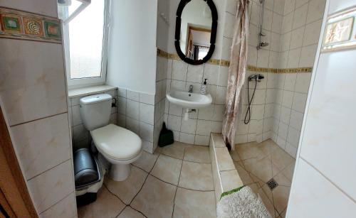 Triple Room with Bathroom photo 2
