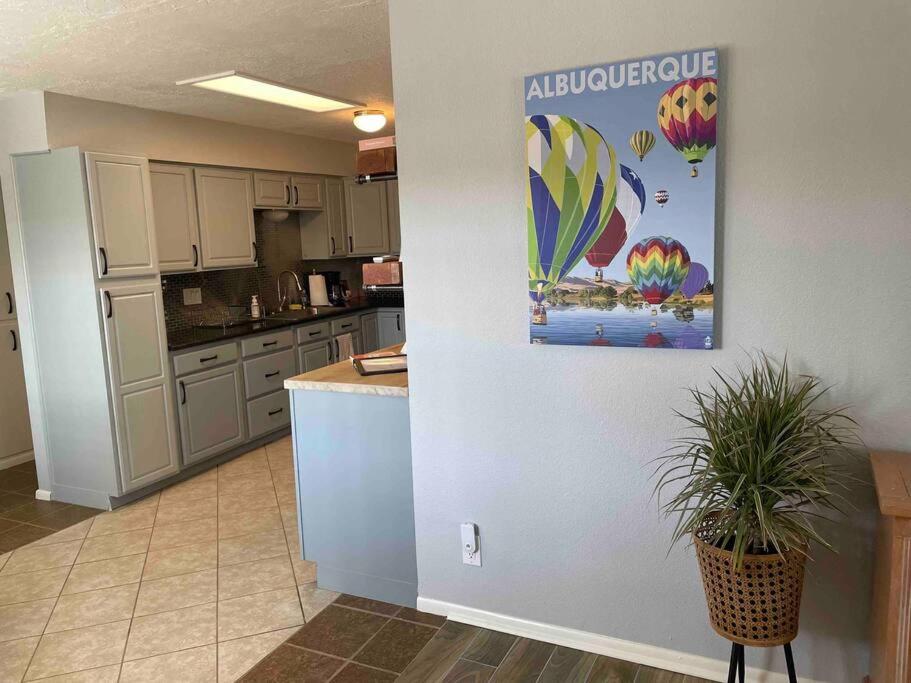 Three-Bedroom House photo 3