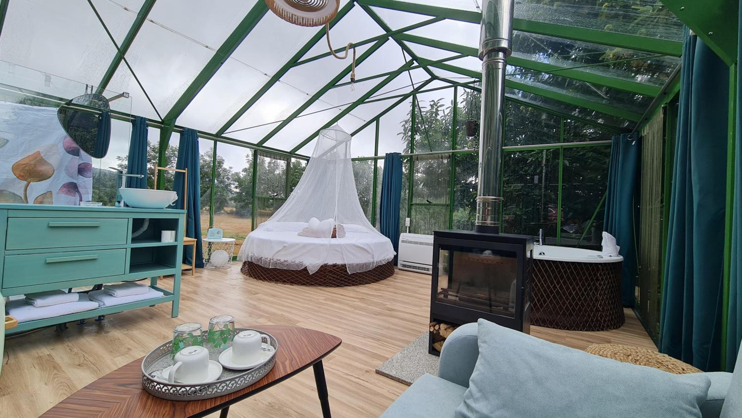 Tent photo 3