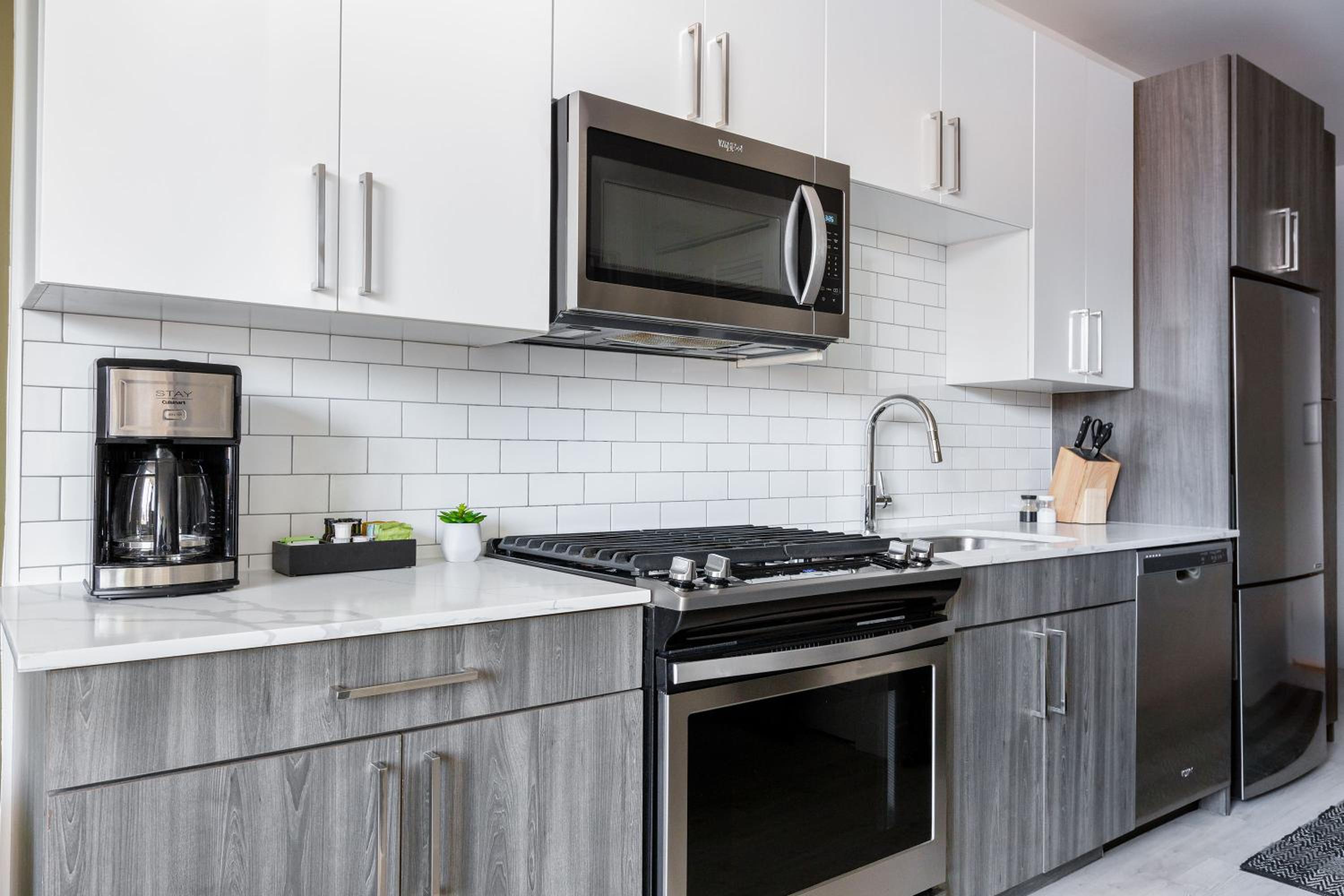 Studio Apt in South Loop Chicago - Photo 3