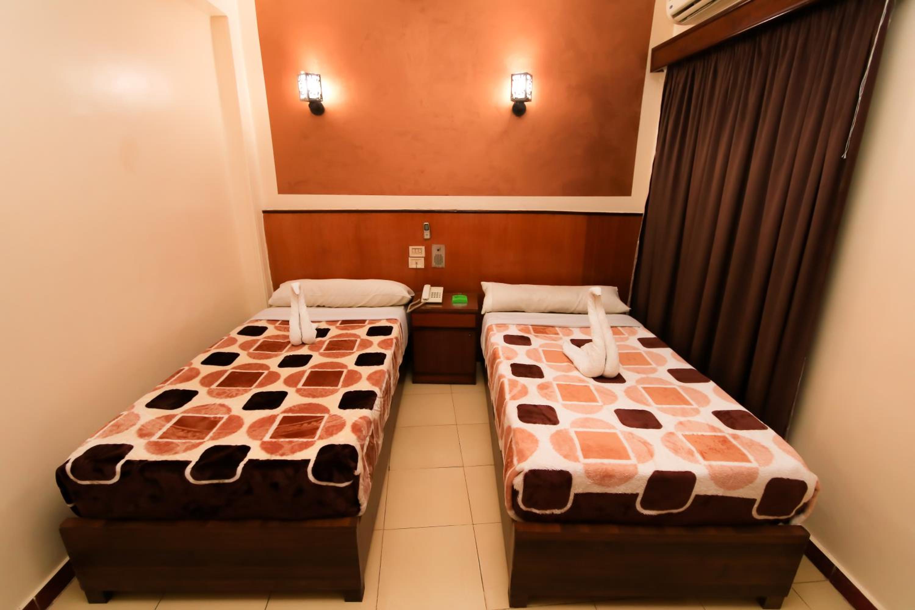 Budget Double or Twin Room - Photo 4