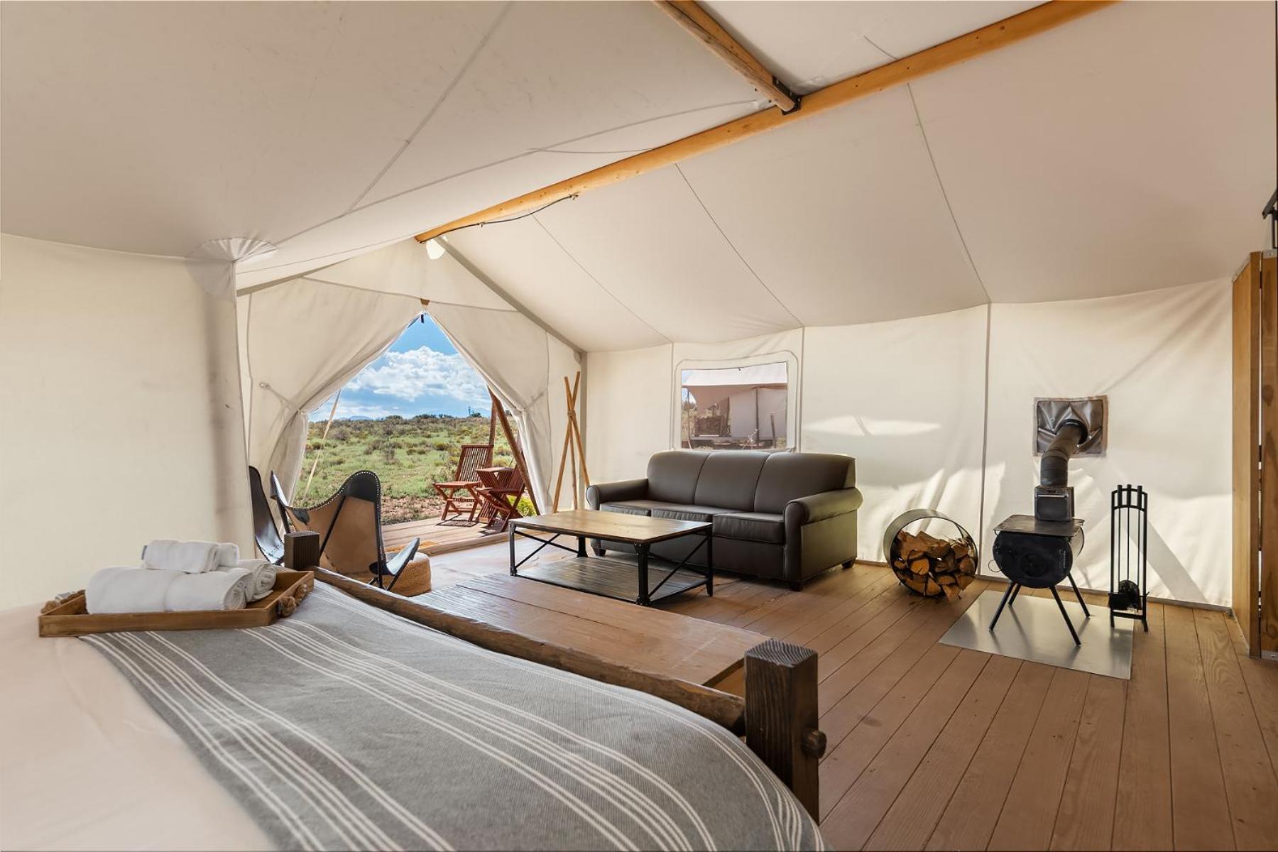 Suite Tent with Private Bathroom photo 1